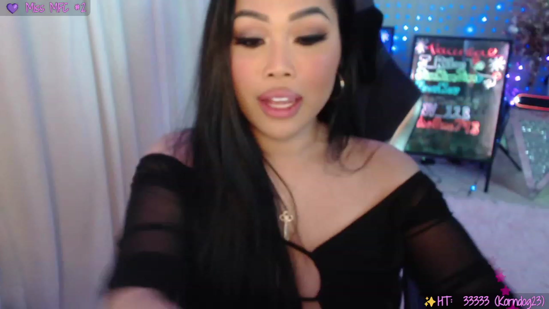 Gallery image thumbnail from SinCityVEE's myfreecams stream on, 12/23/2023, 07:56 image 13 of 20