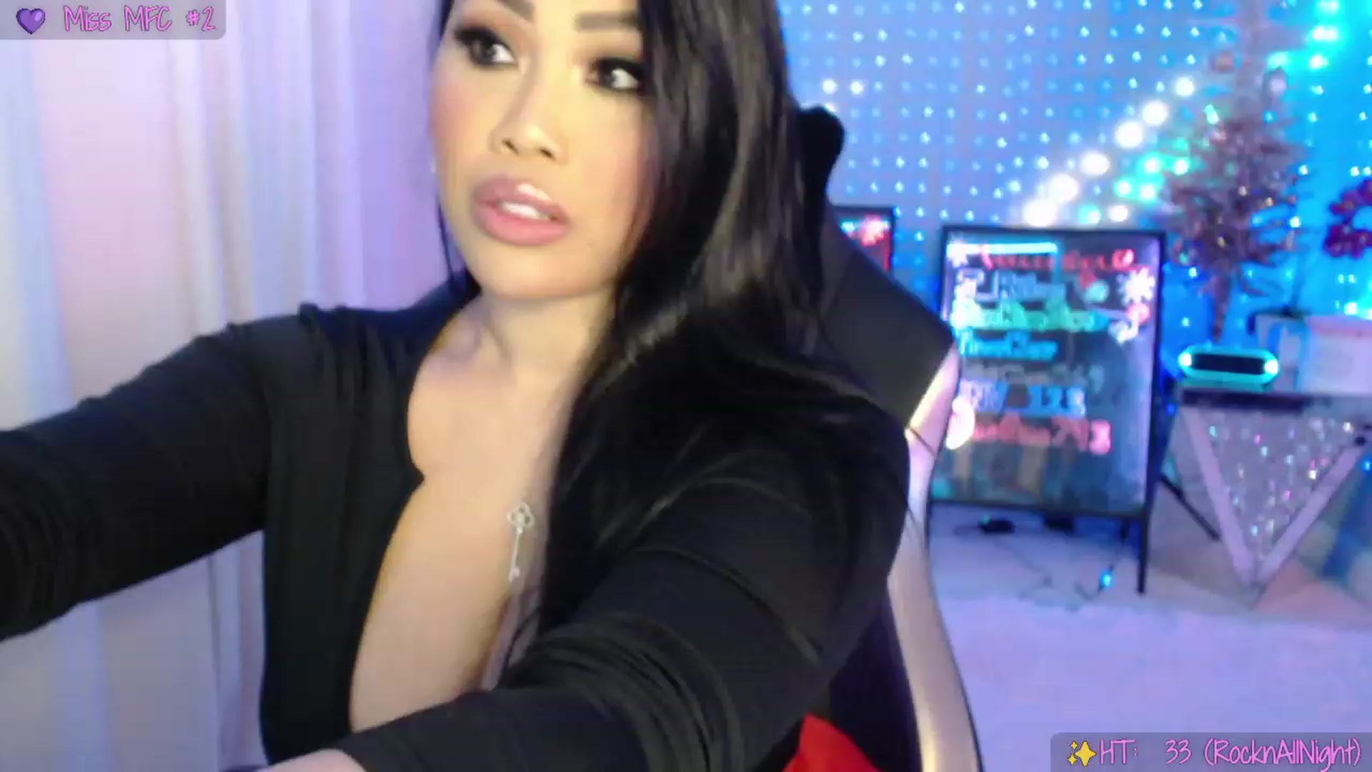 Gallery image thumbnail from SinCityVEE's myfreecams stream on, 12/28/2023, 08:42 image 13 of 20