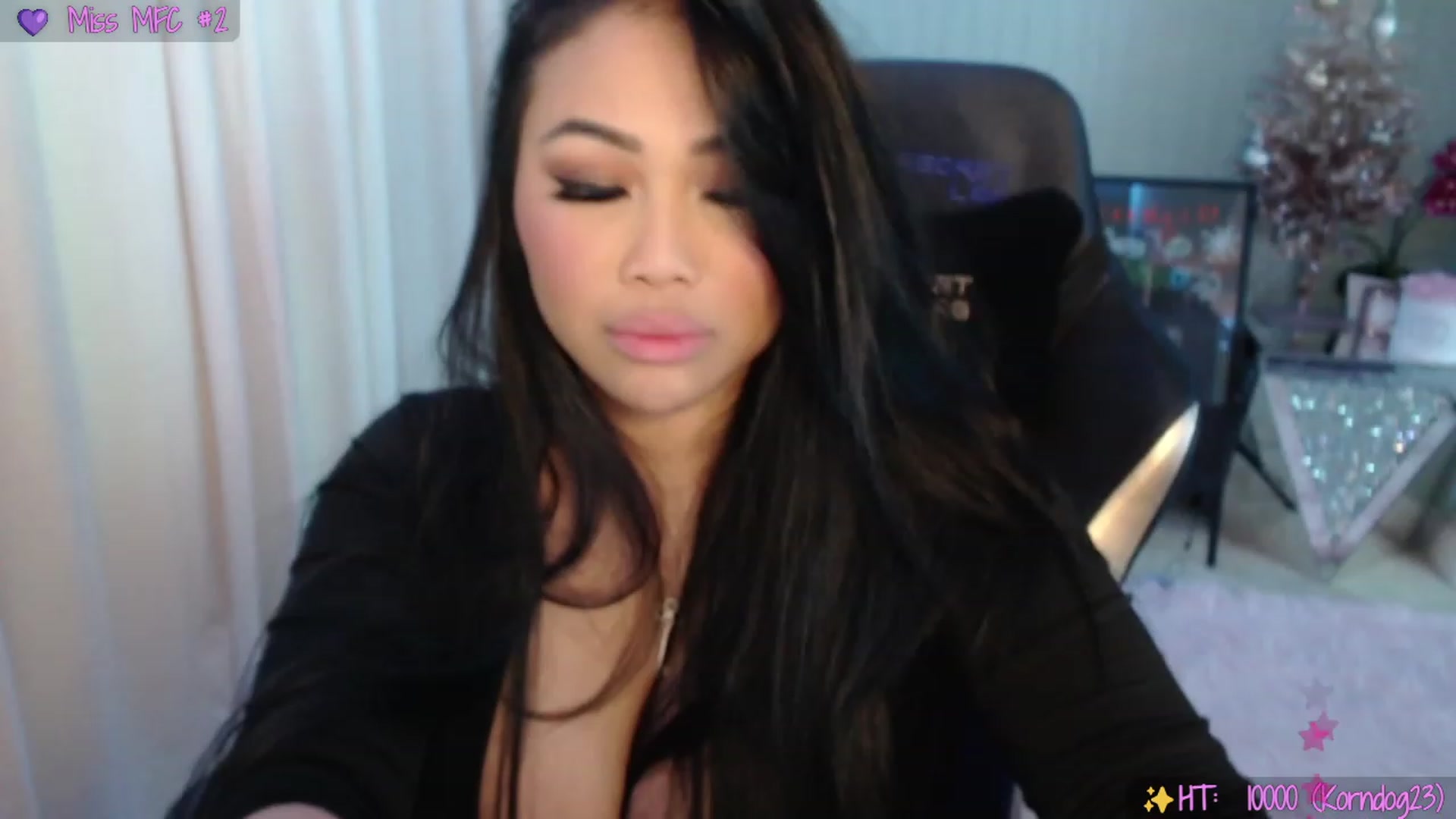 Gallery image thumbnail from SinCityVEE's myfreecams stream on, 12/28/2023, 13:08 image 4 of 20