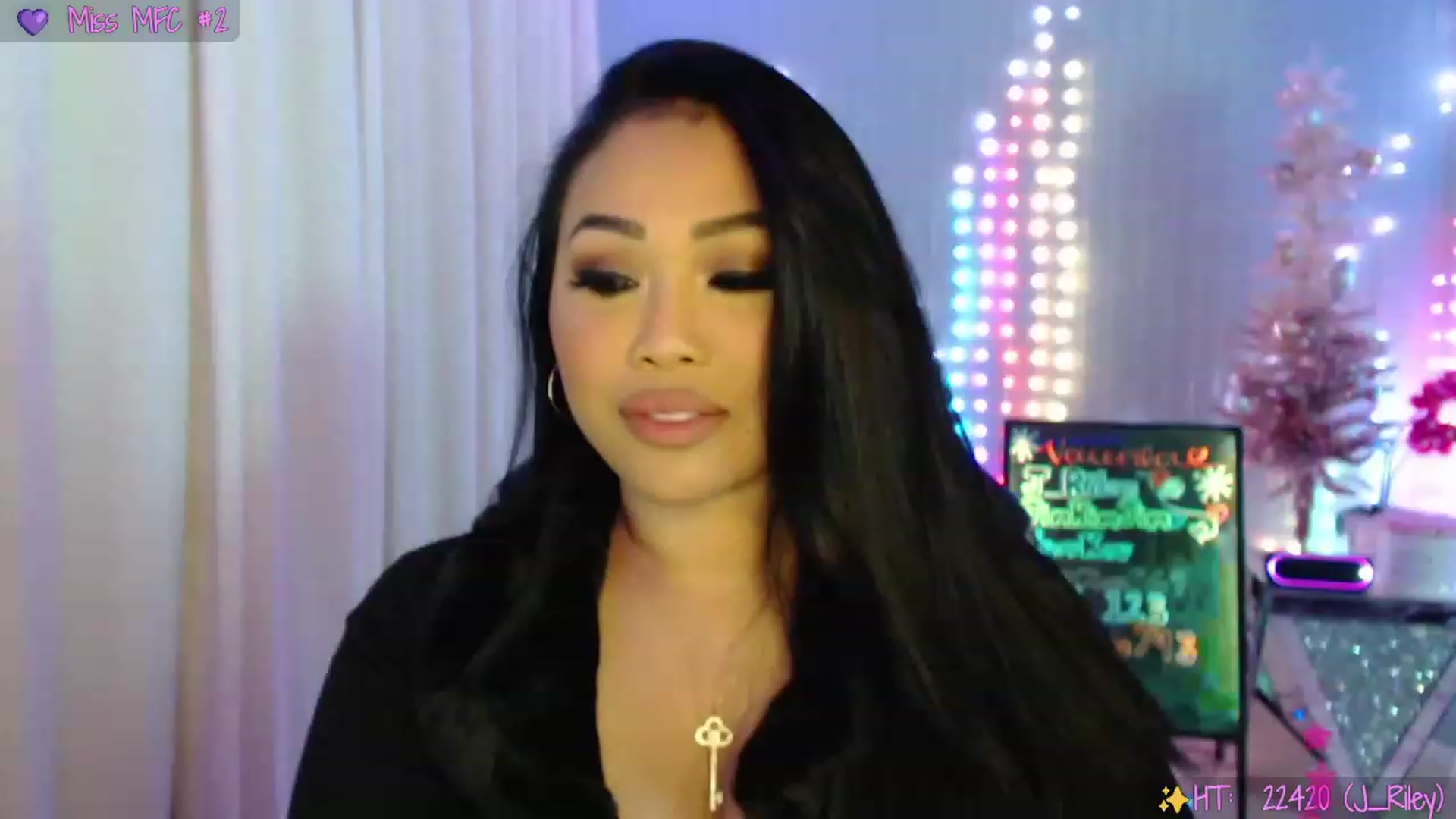 Gallery image thumbnail from SinCityVEE's myfreecams stream on, 12/30/2023, 05:54 image 10 of 20