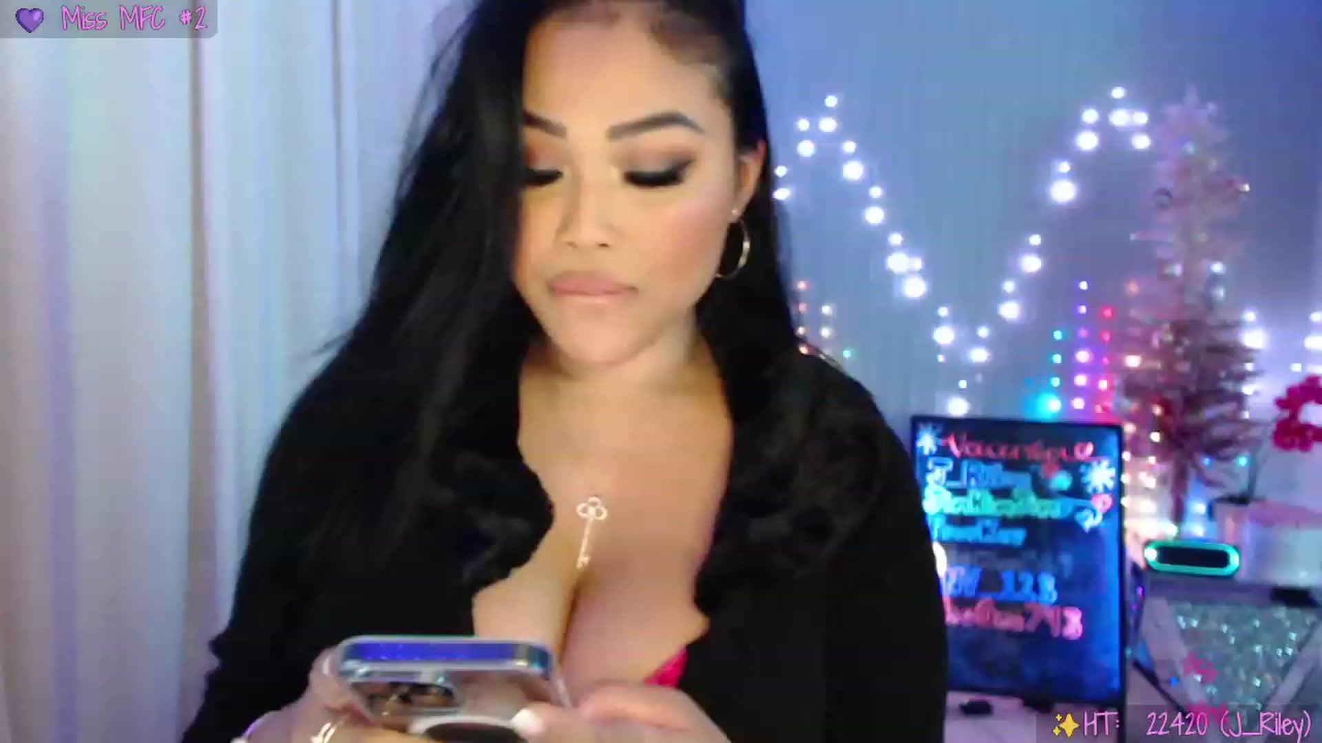 Gallery image thumbnail from SinCityVEE's myfreecams stream on, 12/30/2023, 05:54 image 17 of 20