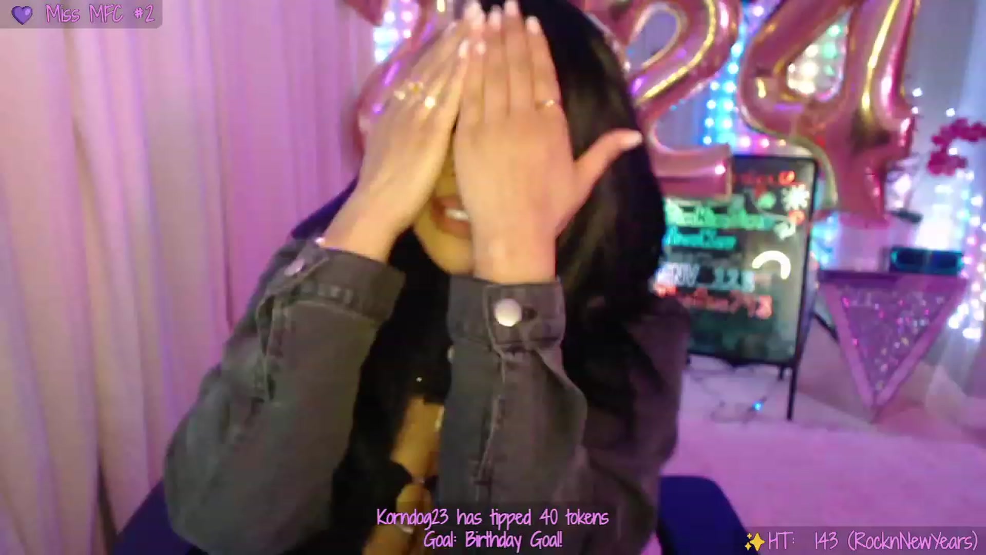 Gallery image thumbnail from SinCityVEE's myfreecams stream on, 01/01/2024, 07:22 image 7 of 20