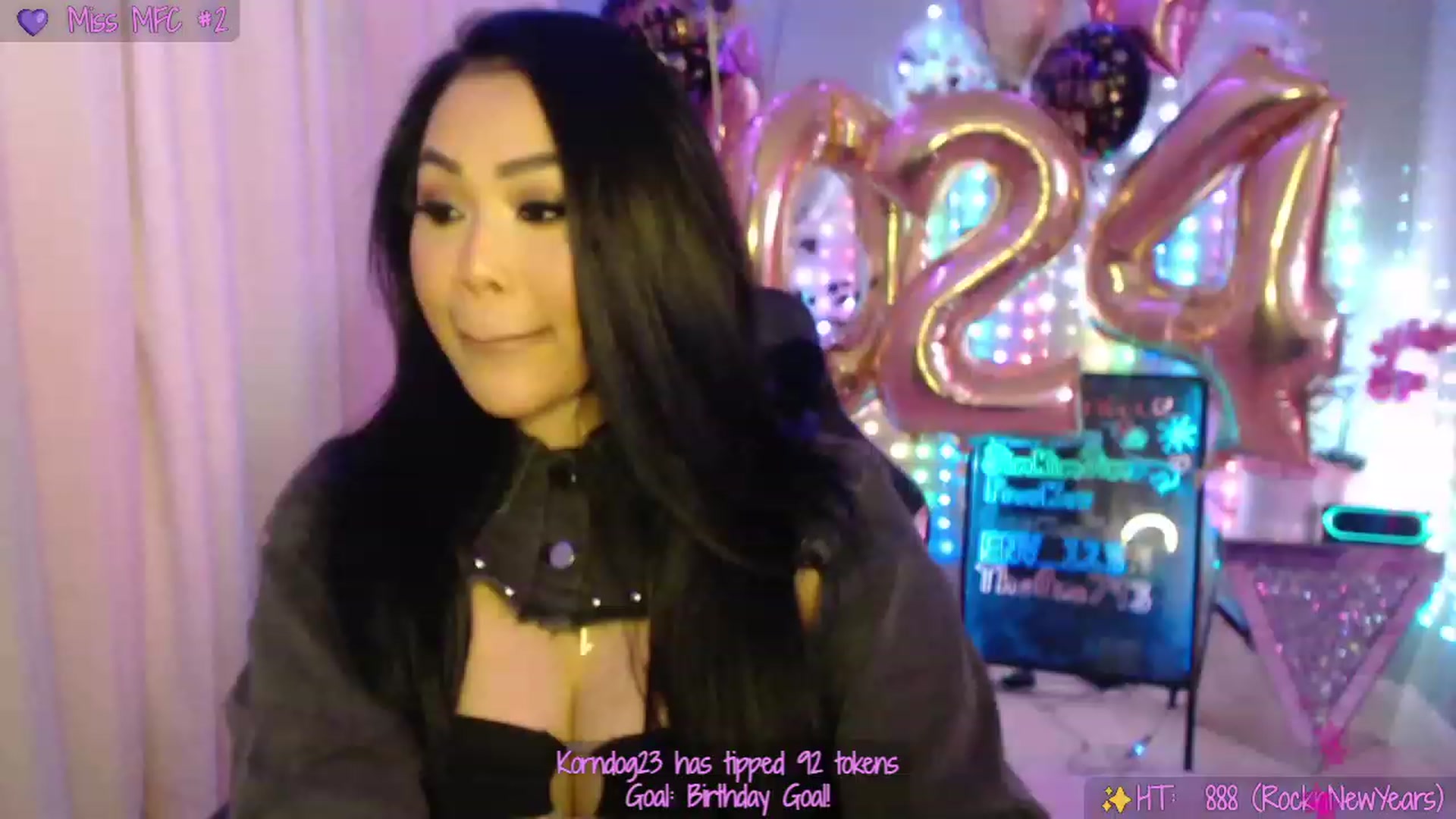 Gallery image thumbnail from SinCityVEE's myfreecams stream on, 01/01/2024, 07:22 image 20 of 20