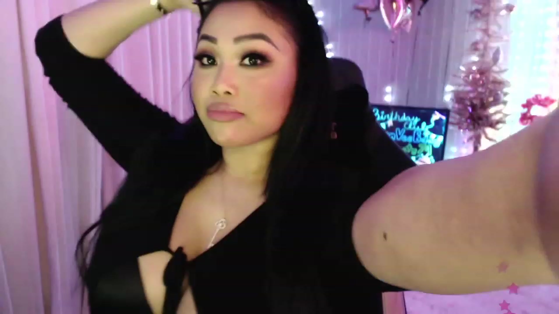 Gallery image thumbnail from SinCityVEE's myfreecams stream on, 01/03/2024, 08:12 image 17 of 20