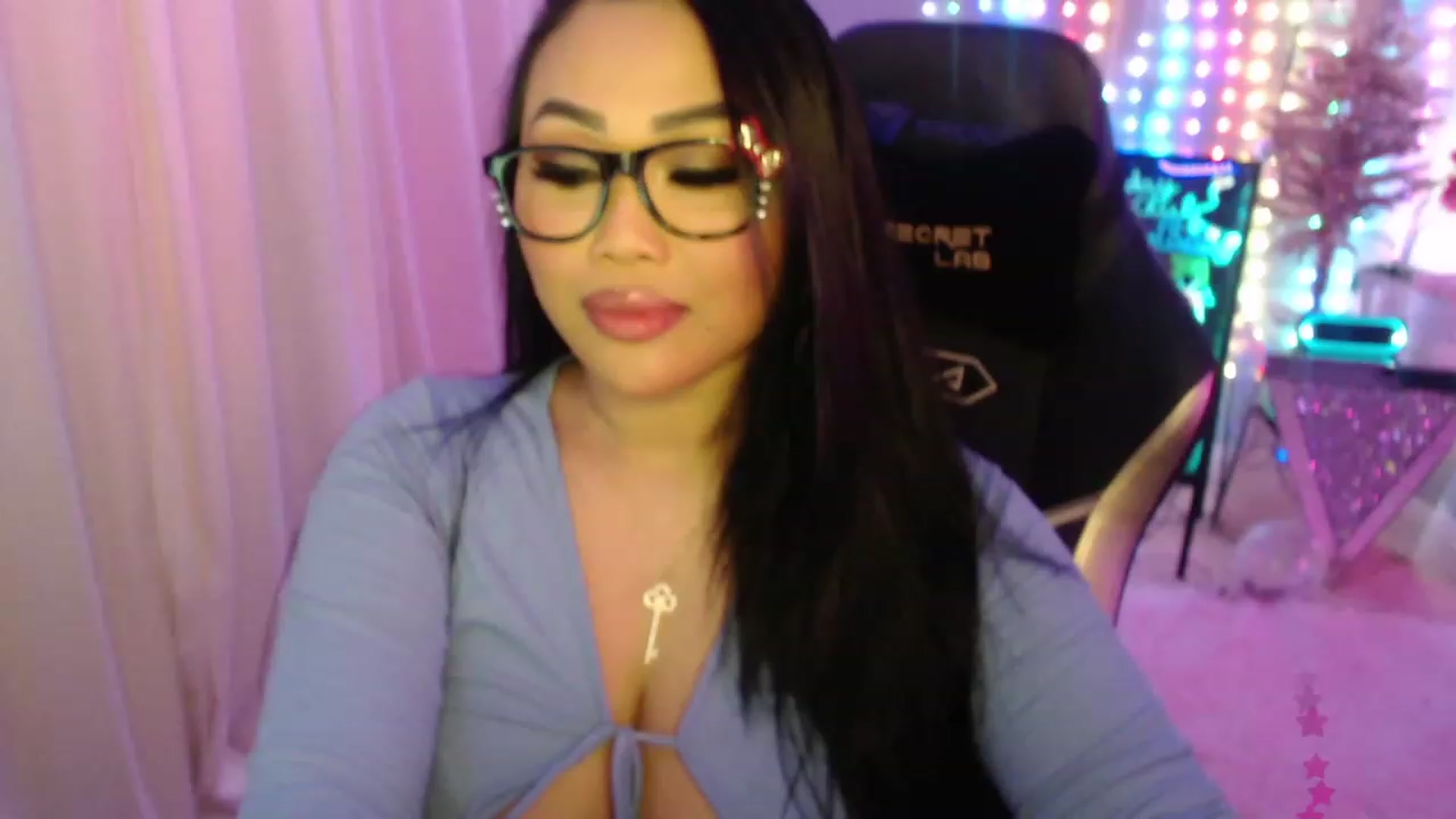 Gallery image thumbnail from SinCityVEE's myfreecams stream on, 01/05/2024, 09:14 image 14 of 20