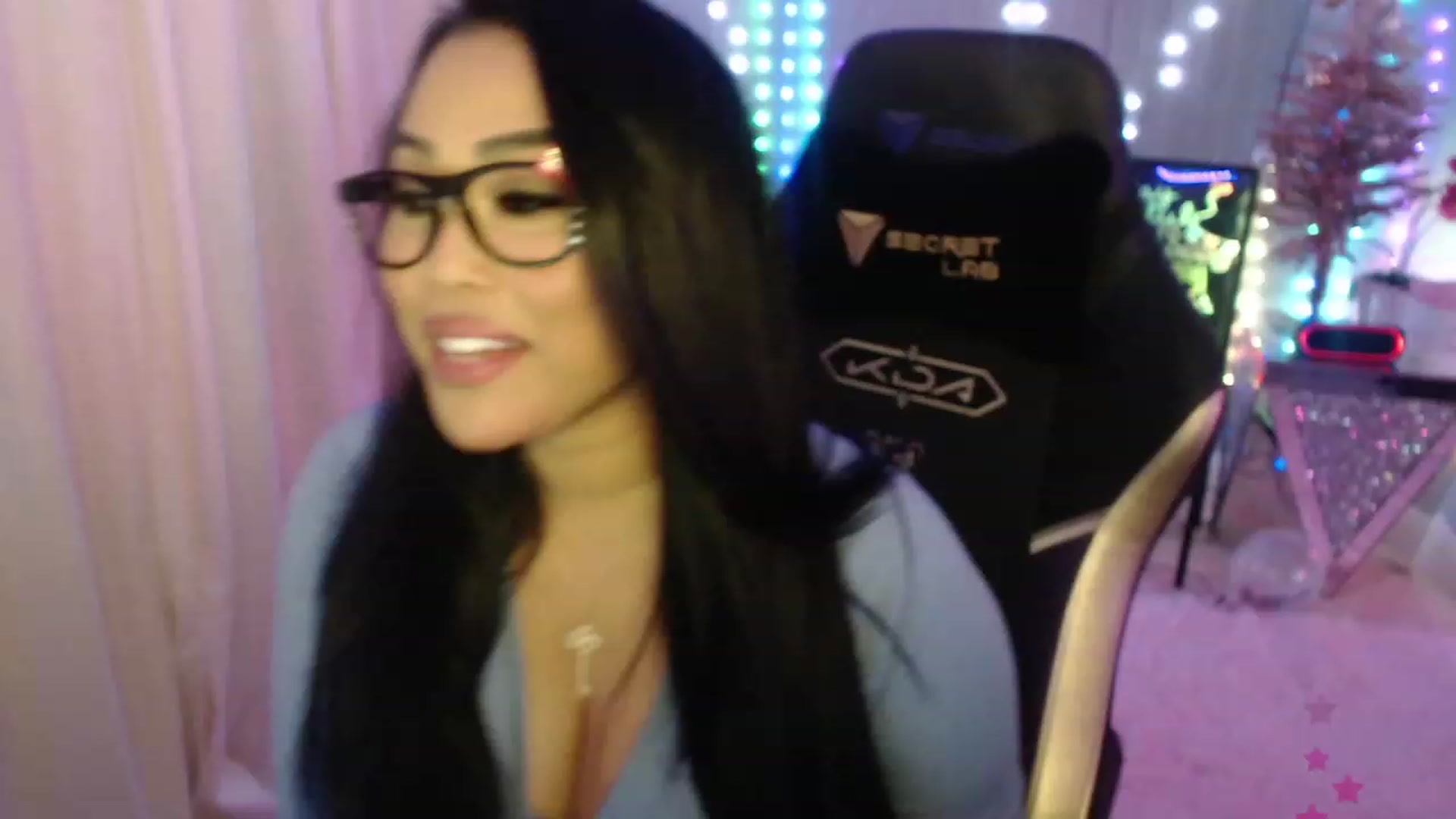 Gallery image thumbnail from SinCityVEE's myfreecams stream on, 01/05/2024, 09:14 image 12 of 20