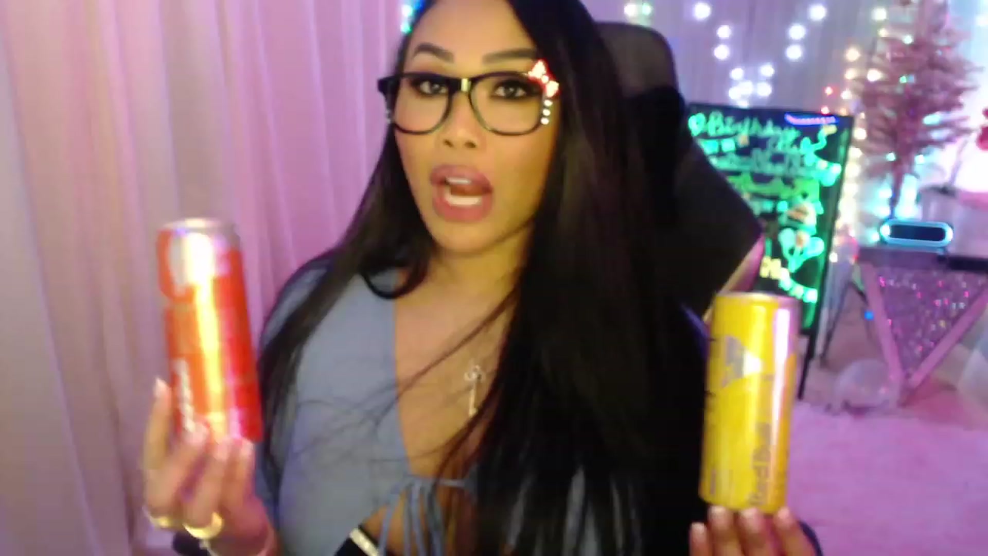 Gallery image thumbnail from SinCityVEE's myfreecams stream on, 01/05/2024, 09:14 image 9 of 20