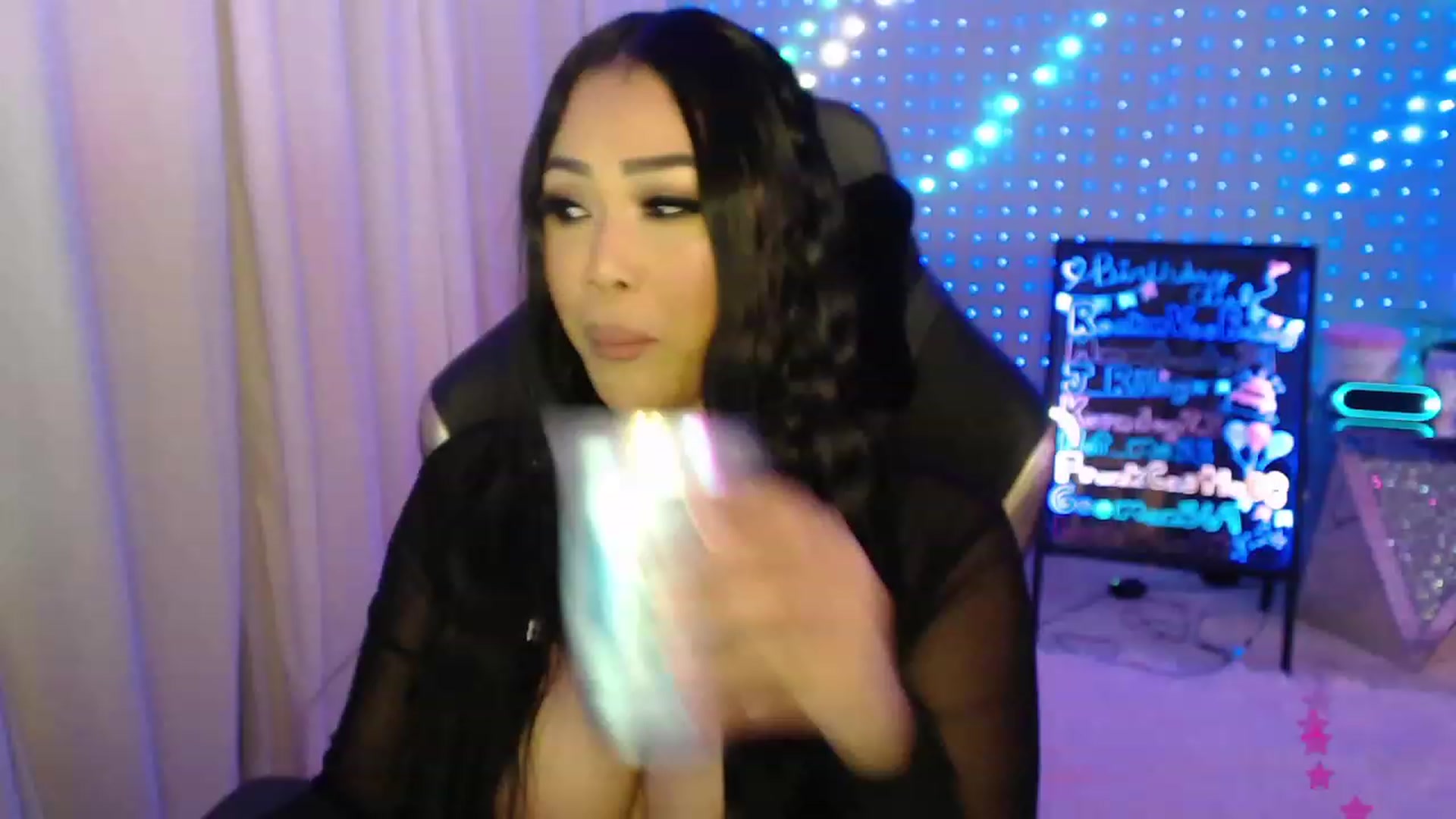 Gallery image thumbnail from SinCityVEE's myfreecams stream on, 01/09/2024, 08:33 image 4 of 20
