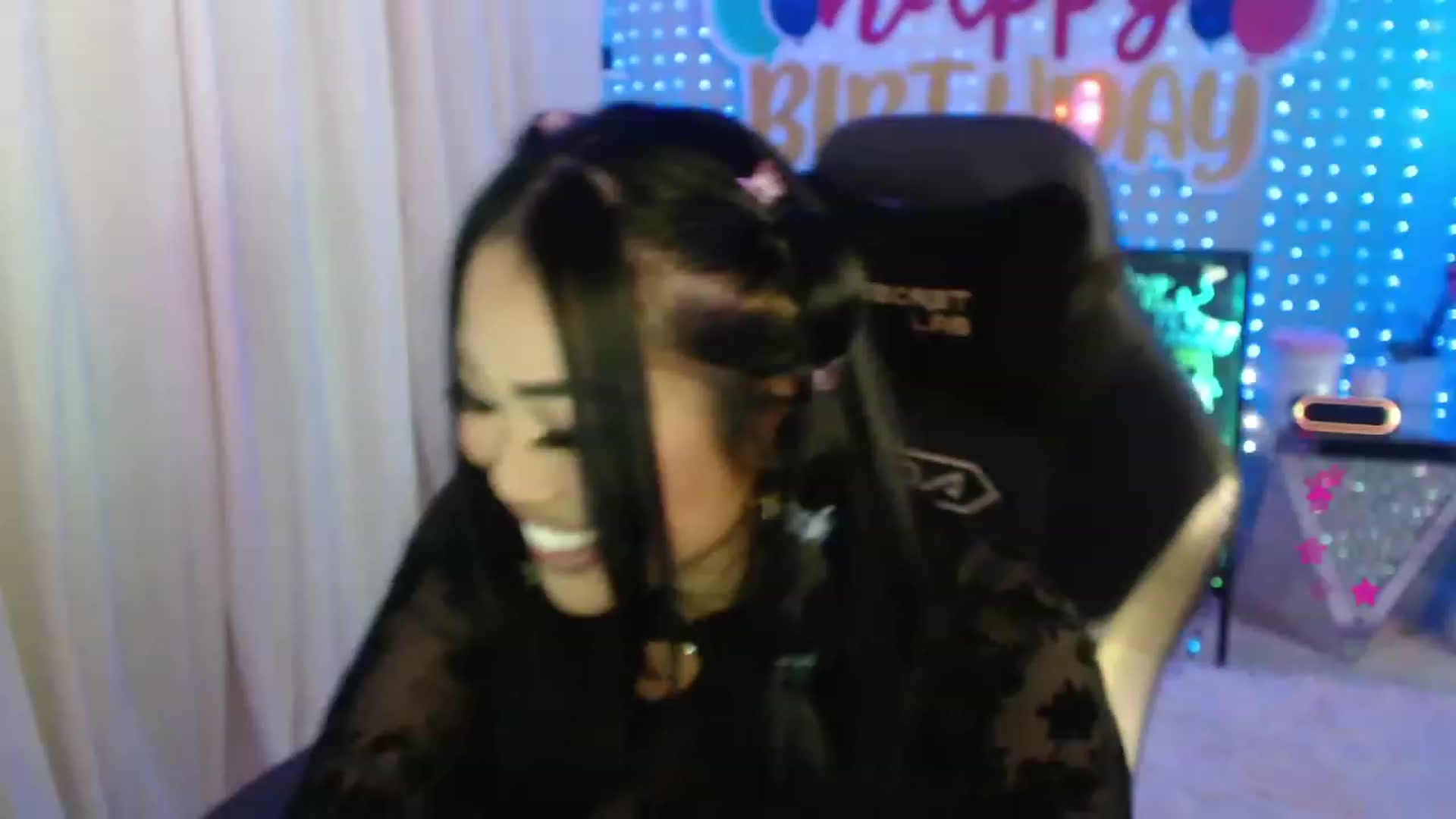 Gallery image thumbnail from SinCityVEE's myfreecams stream on, 01/14/2024, 08:03 image 6 of 20