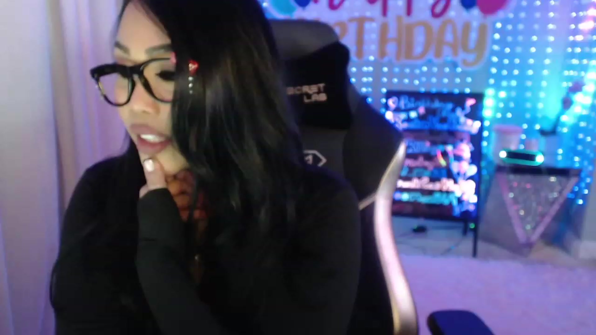 Gallery image thumbnail from SinCityVEE's myfreecams stream on, 01/15/2024, 06:42 image 5 of 20