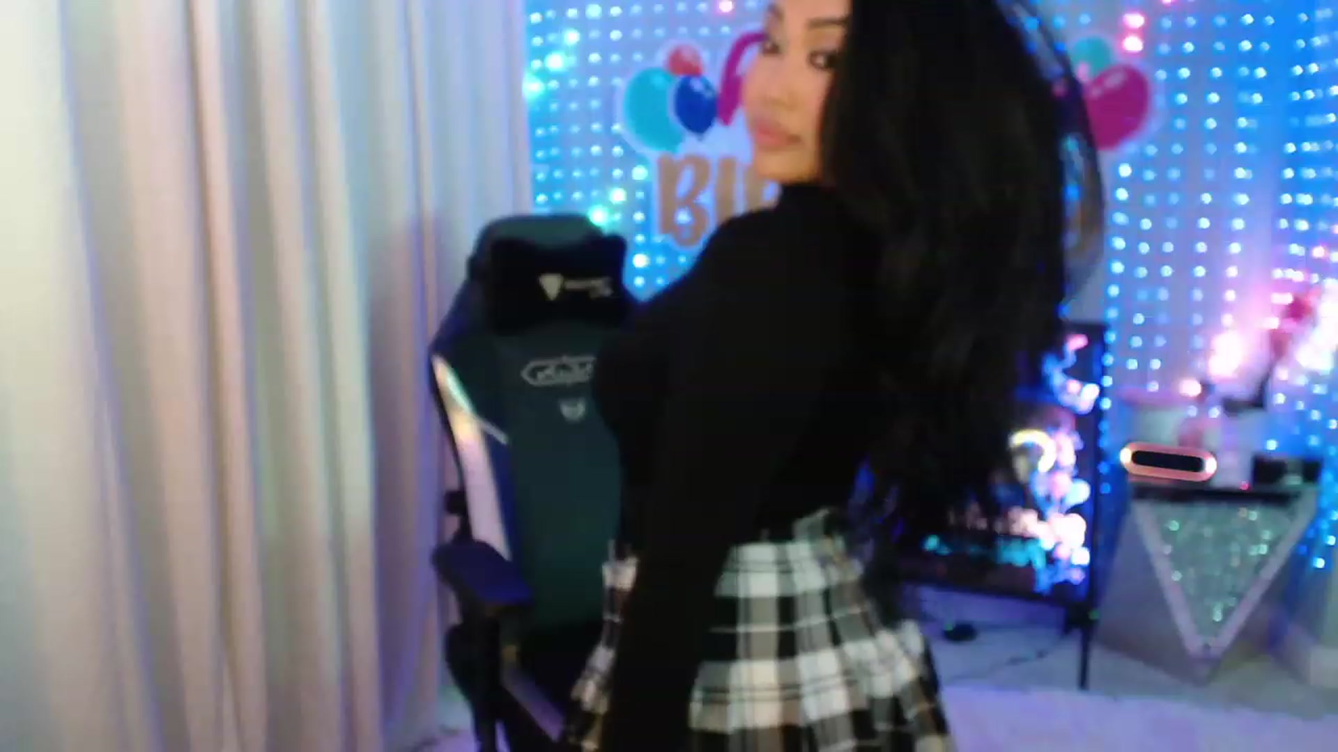 Gallery image thumbnail from SinCityVEE's myfreecams stream on, 01/23/2024, 05:57 image 9 of 20