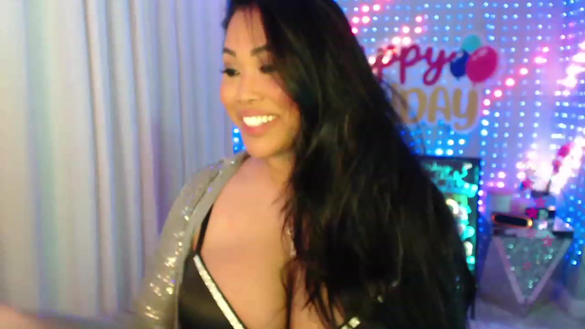 Gallery image thumbnail from SinCityVEE's myfreecams stream on, 01/26/2024, 06:09 image 17 of 20