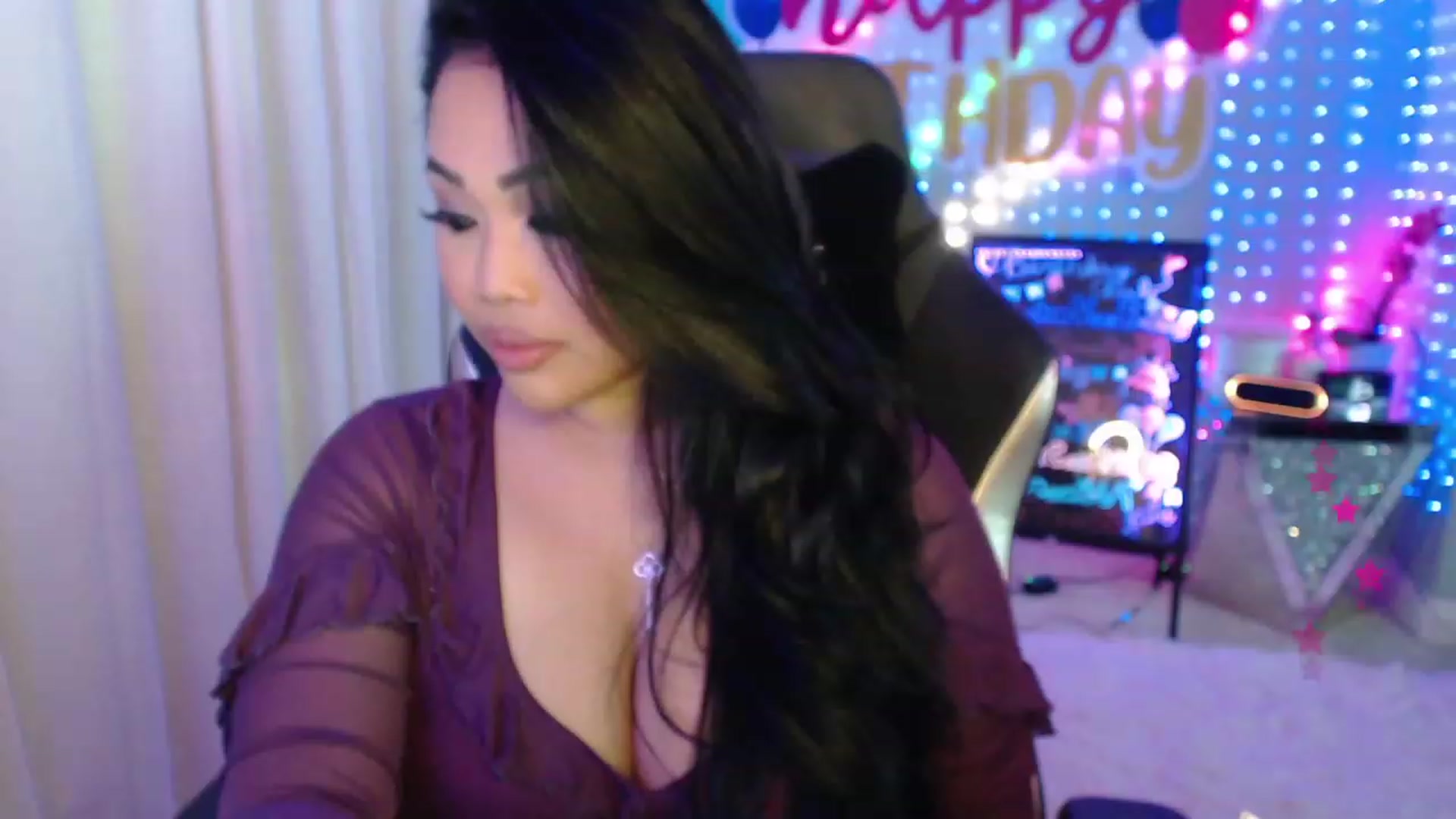 Gallery image thumbnail from SinCityVEE's myfreecams stream on, 01/27/2024, 07:36 image 5 of 20