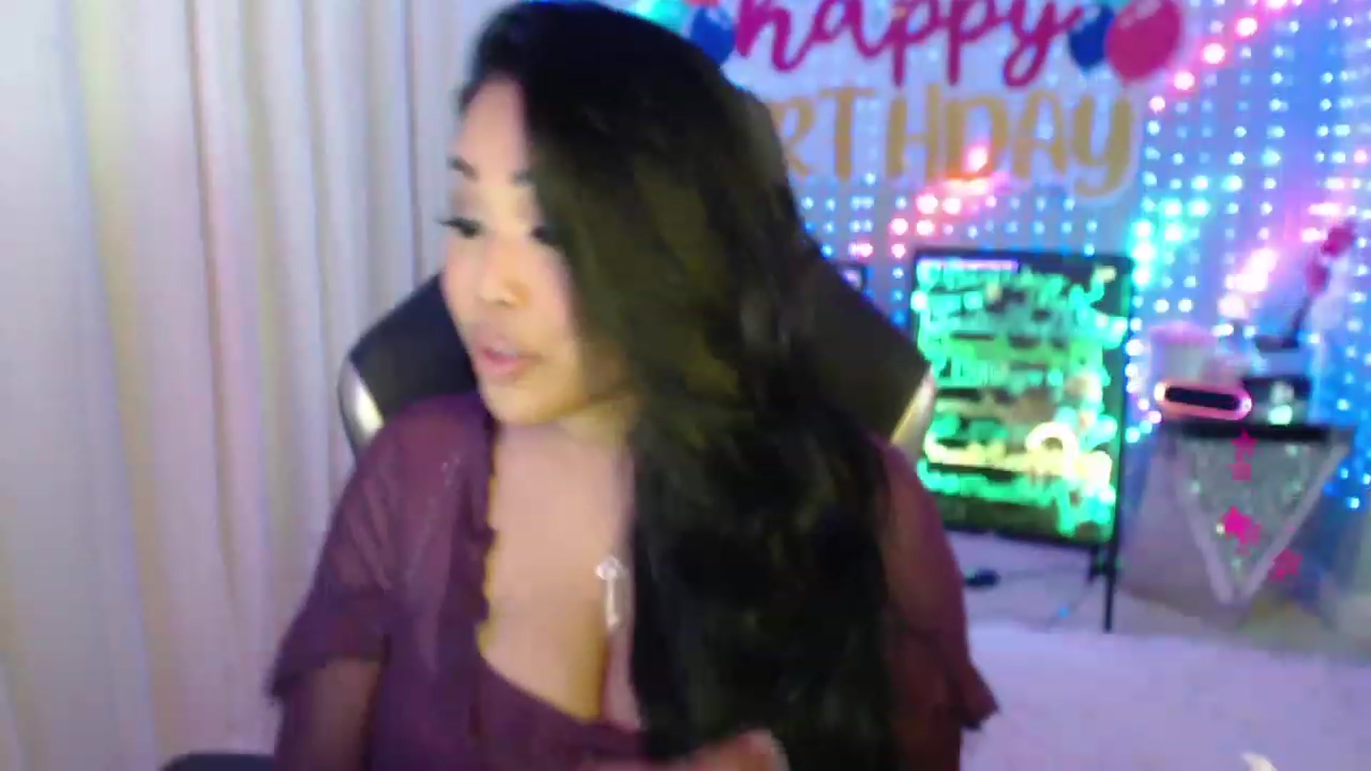 Gallery image thumbnail from SinCityVEE's myfreecams stream on, 01/27/2024, 07:36 image 19 of 20