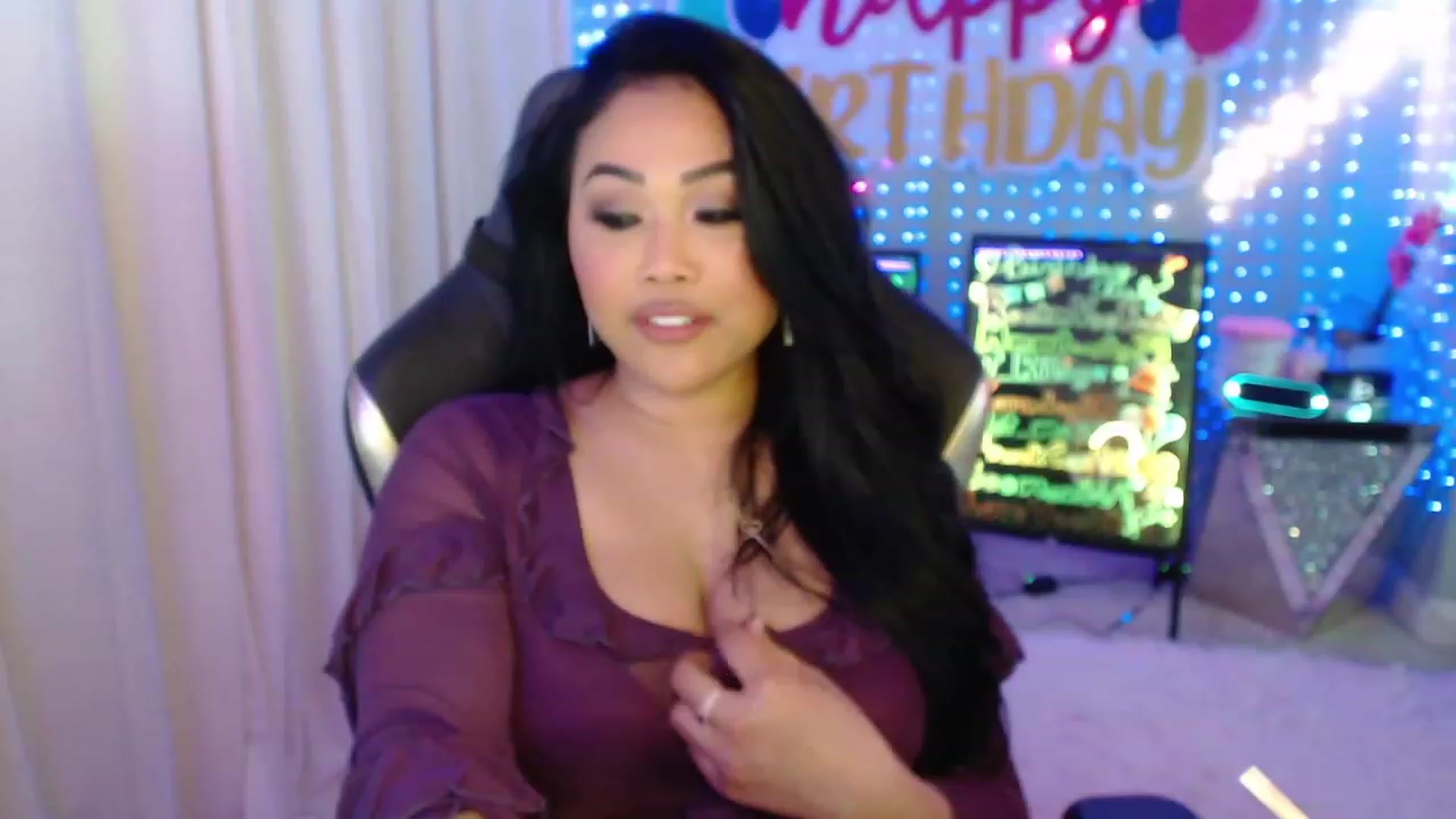 Gallery image thumbnail from SinCityVEE's myfreecams stream on, 01/27/2024, 07:36 image 8 of 20
