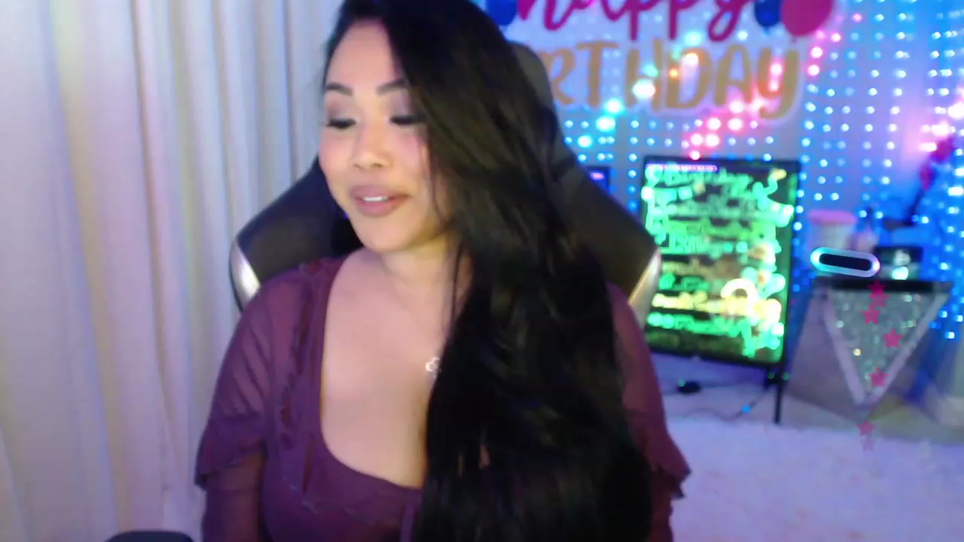Gallery image thumbnail from SinCityVEE's myfreecams stream on, 01/27/2024, 07:36 image 1 of 20
