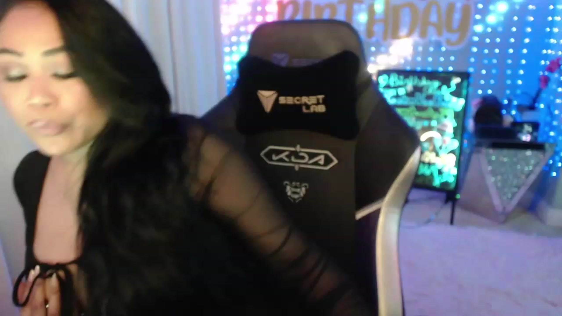 Gallery image thumbnail from SinCityVEE's myfreecams stream on, 01/29/2024, 07:27 image 2 of 20