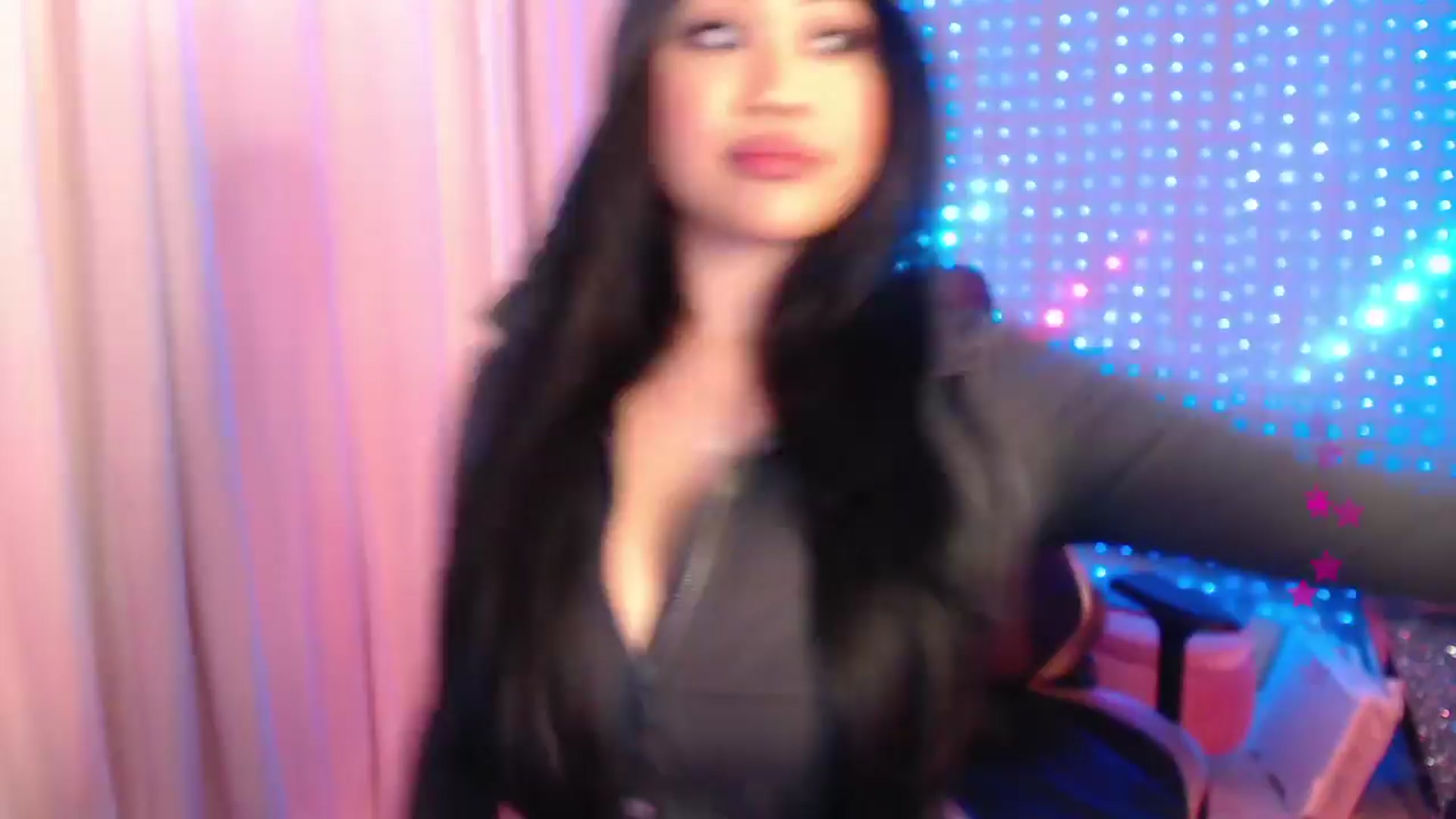 Gallery image thumbnail from SinCityVEE's myfreecams stream on, 03/24/2024, 05:30 image 17 of 20