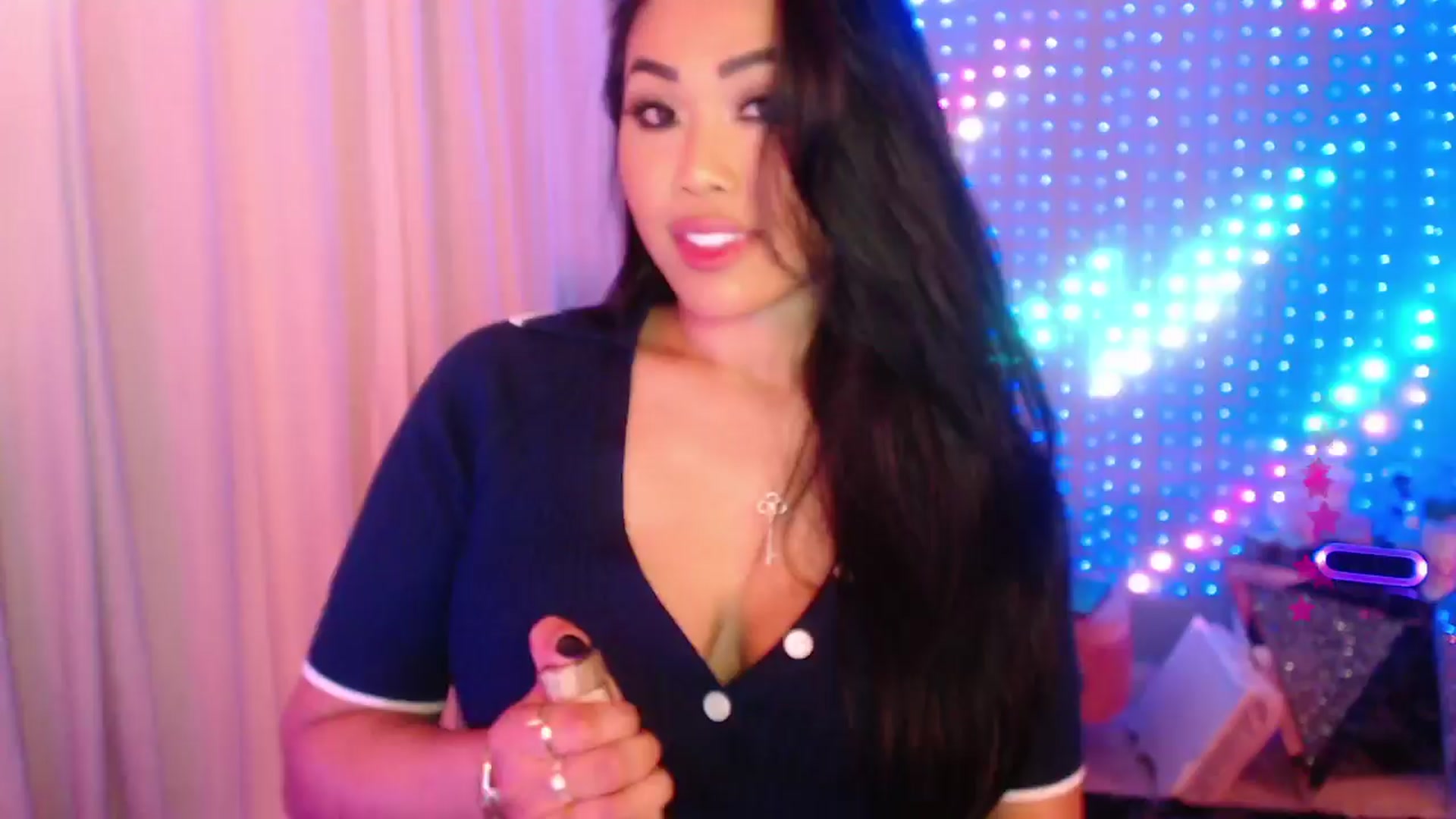 Gallery image thumbnail from SinCityVEE's myfreecams stream on, 03/25/2024, 05:36 image 9 of 20