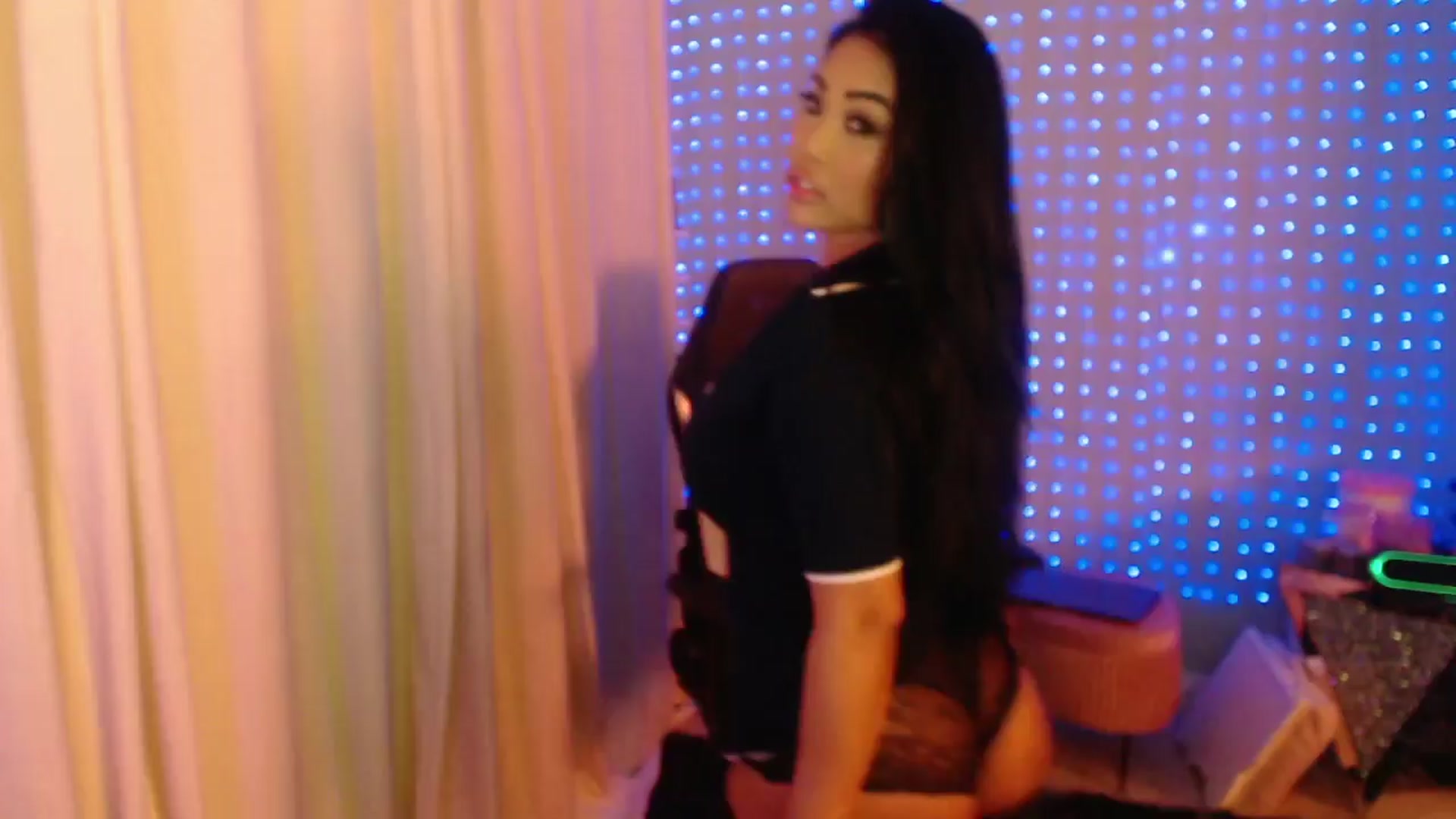 Gallery image thumbnail from SinCityVEE's myfreecams stream on, 03/25/2024, 07:48 image 4 of 20
