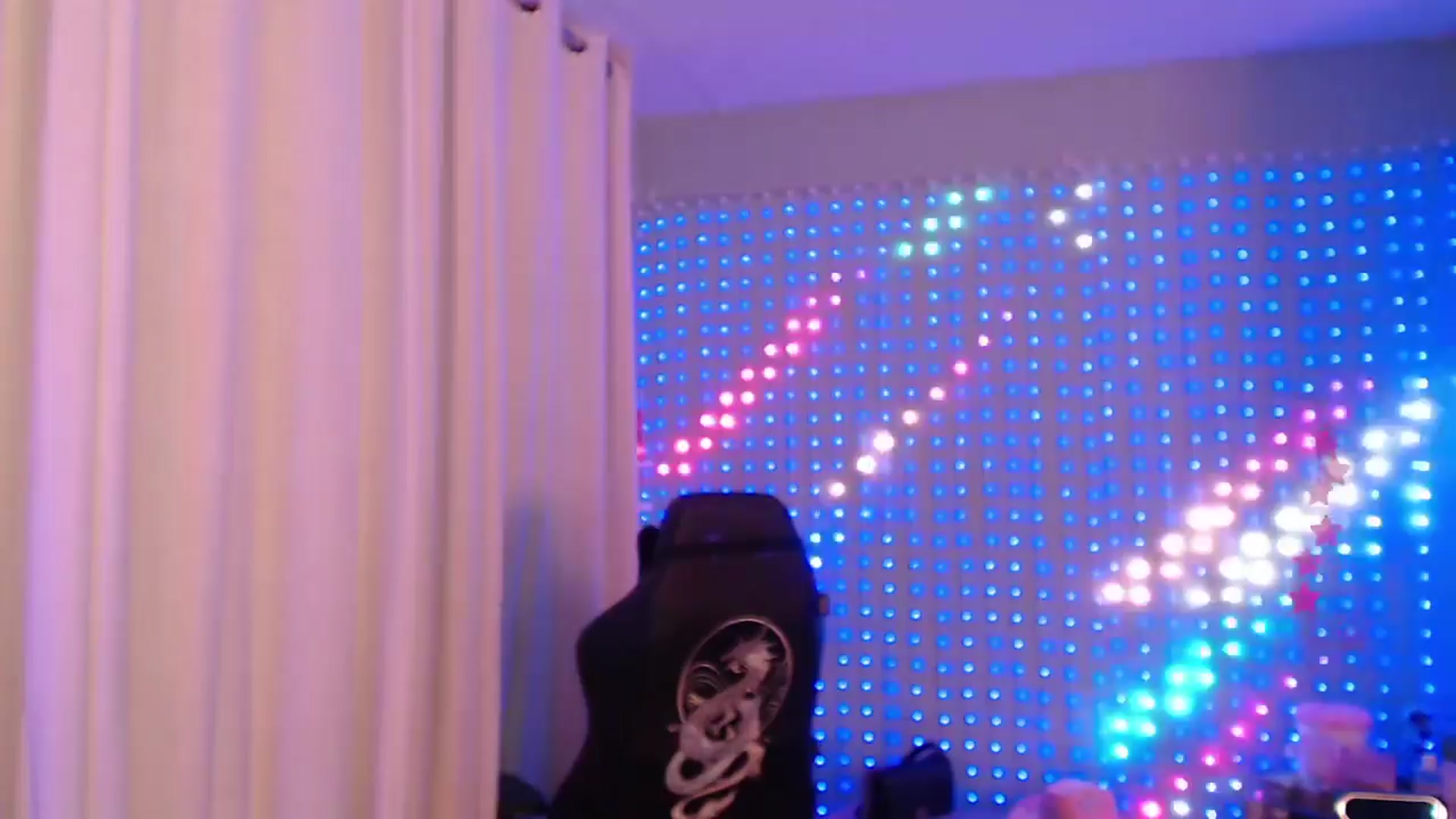 Gallery image thumbnail from SinCityVEE's myfreecams stream on, 03/30/2024, 09:18 image 3 of 20