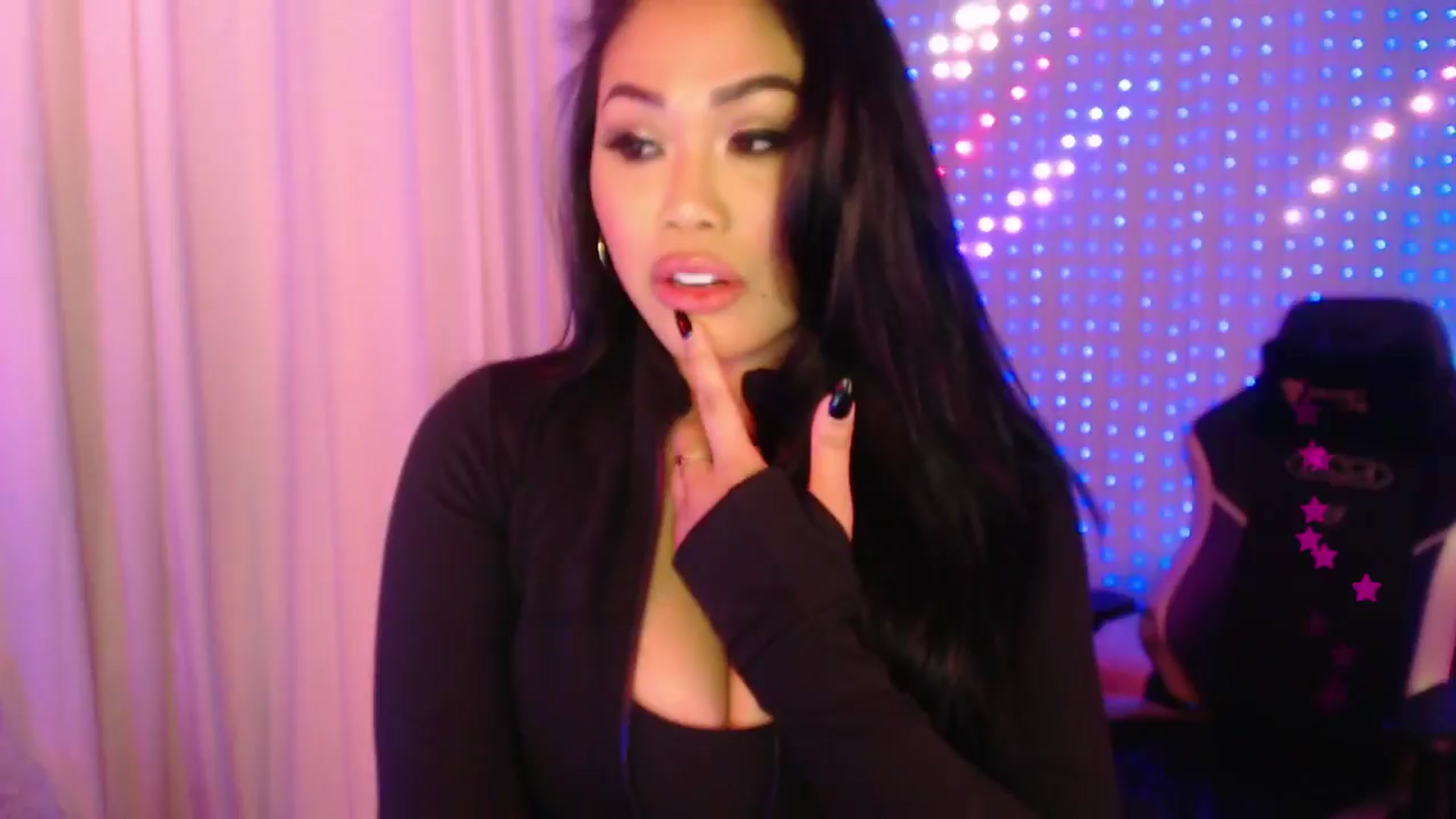 Gallery image thumbnail from SinCityVEE's myfreecams stream on, 04/05/2024, 06:09 image 20 of 20