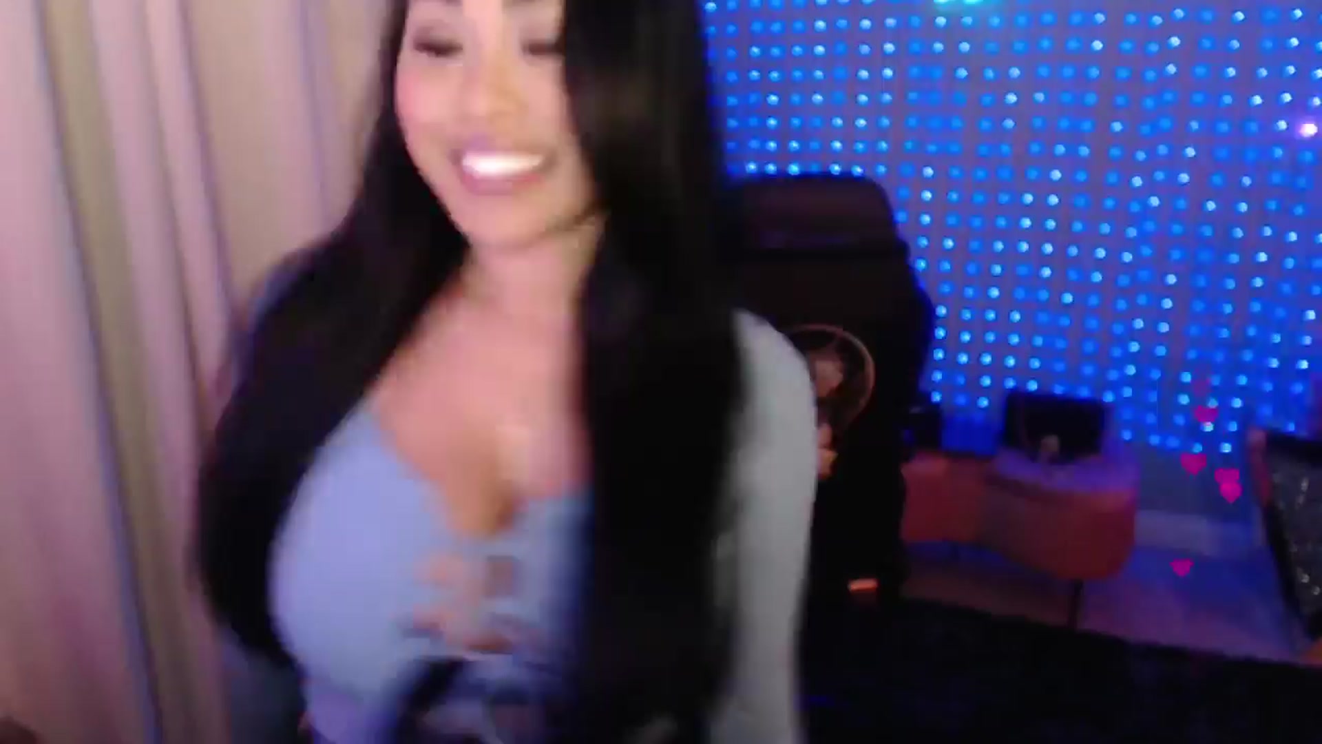 Gallery image thumbnail from SinCityVEE's myfreecams stream on, 04/10/2024, 04:19 image 10 of 20