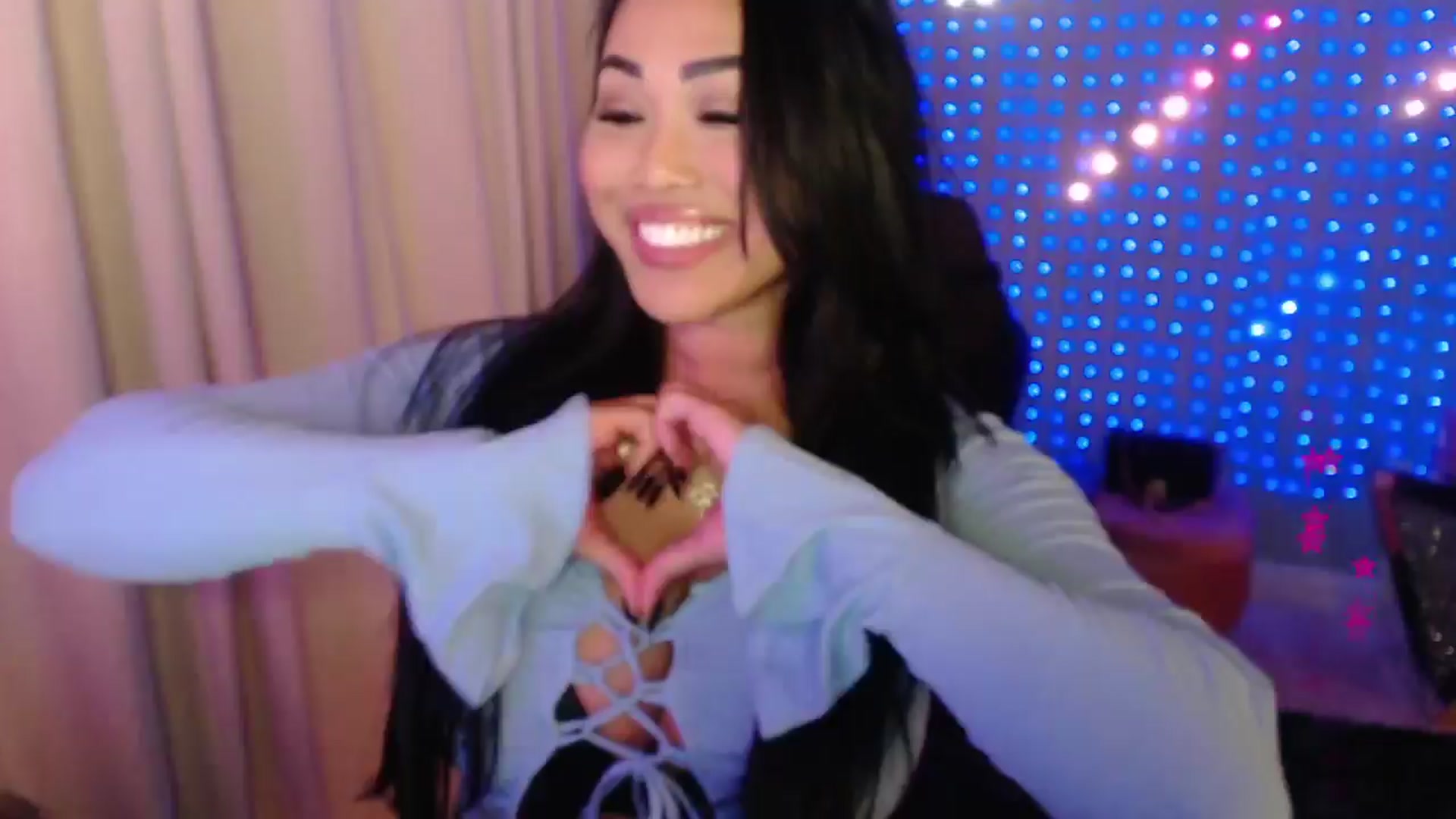 Gallery image thumbnail from SinCityVEE's myfreecams stream on, 04/10/2024, 04:19 image 7 of 20