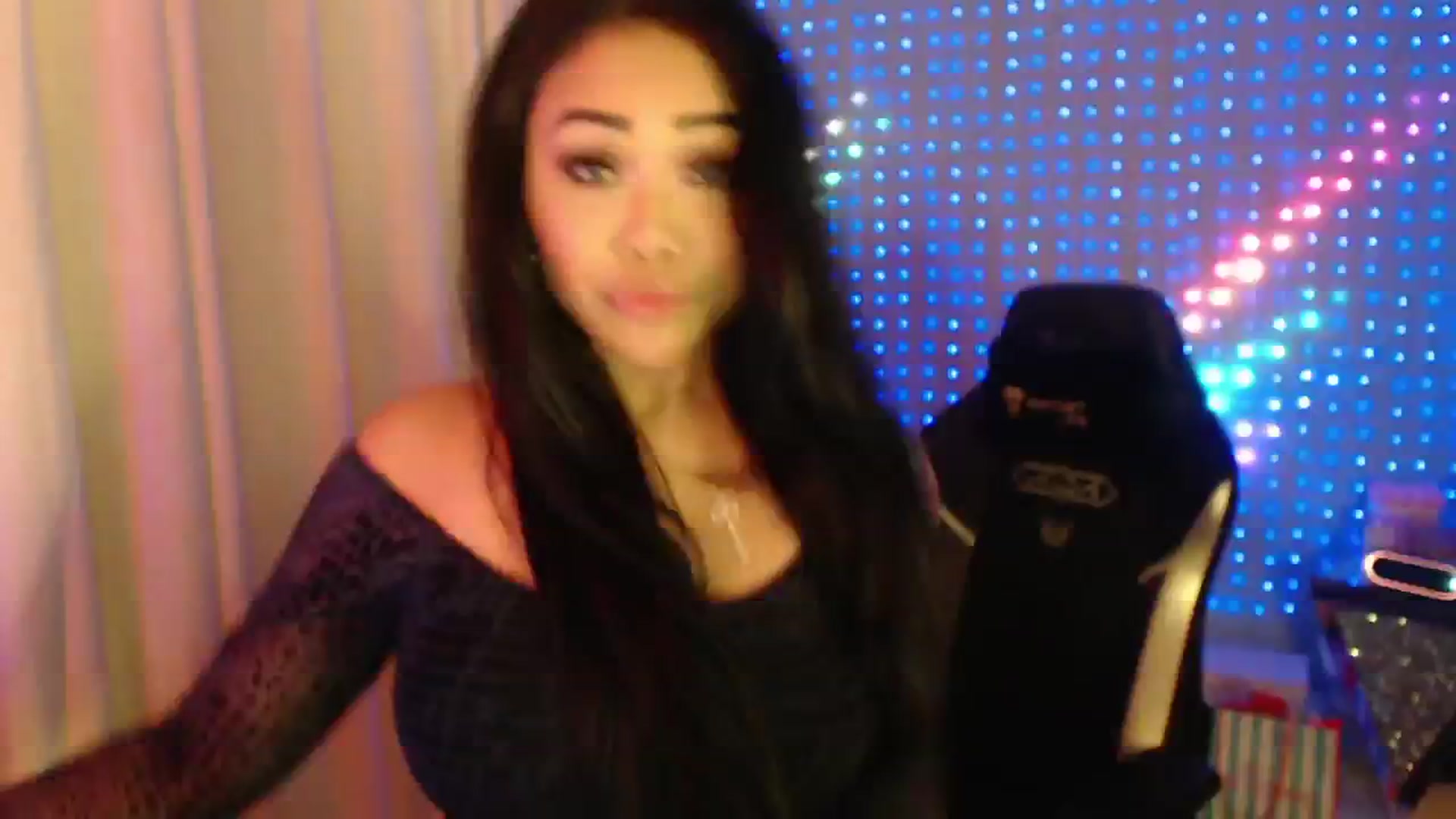 Gallery image thumbnail from SinCityVEE's myfreecams stream on, 05/01/2024, 08:51 image 1 of 20