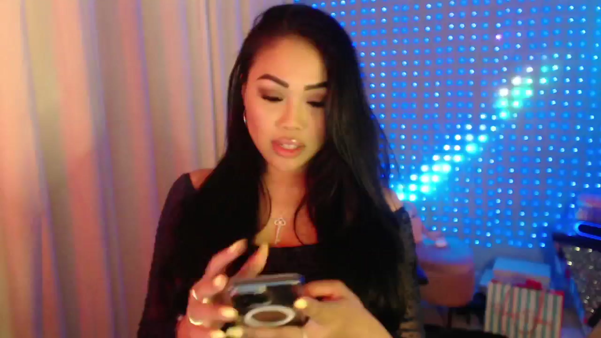 Gallery image thumbnail from SinCityVEE's myfreecams stream on, 05/01/2024, 08:51 image 20 of 20