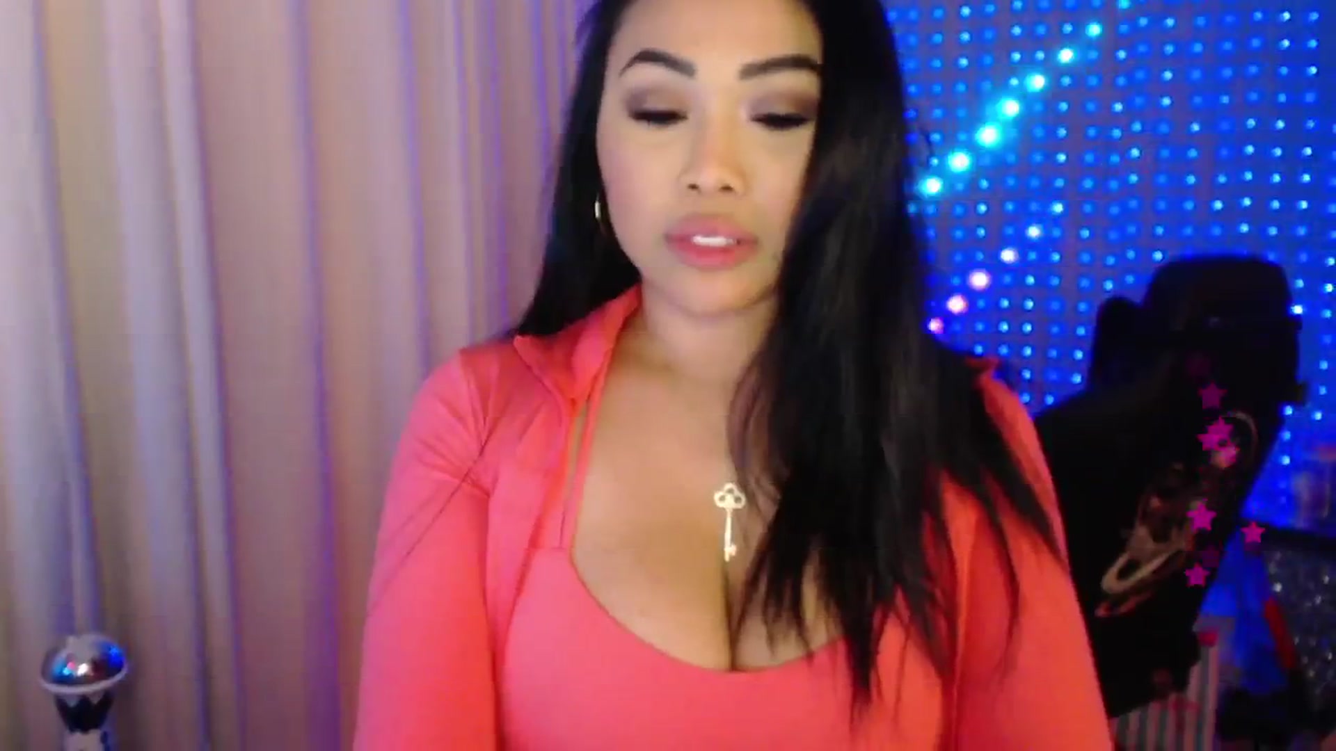 Gallery image thumbnail from SinCityVEE's myfreecams stream on, 05/04/2024, 07:42 image 19 of 20