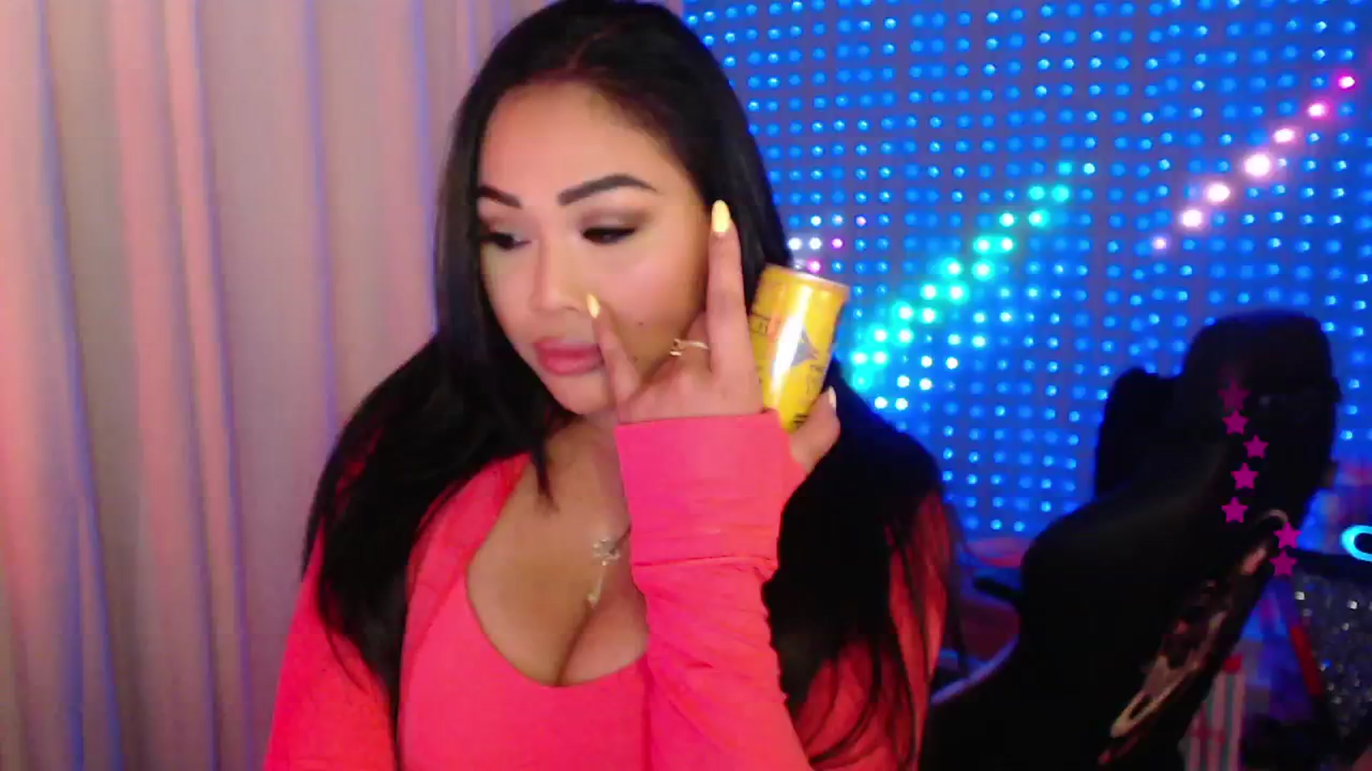 Gallery image thumbnail from SinCityVEE's myfreecams stream on, 05/04/2024, 07:42 image 2 of 20