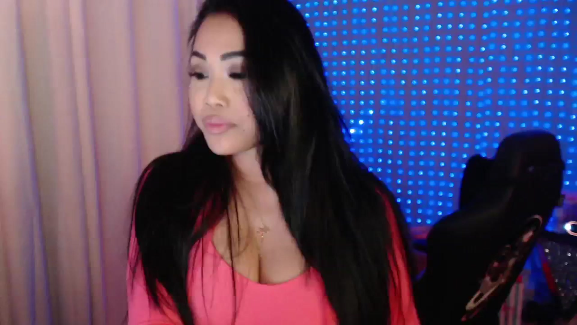 Gallery image thumbnail from SinCityVEE's myfreecams stream on, 05/04/2024, 07:42 image 4 of 20