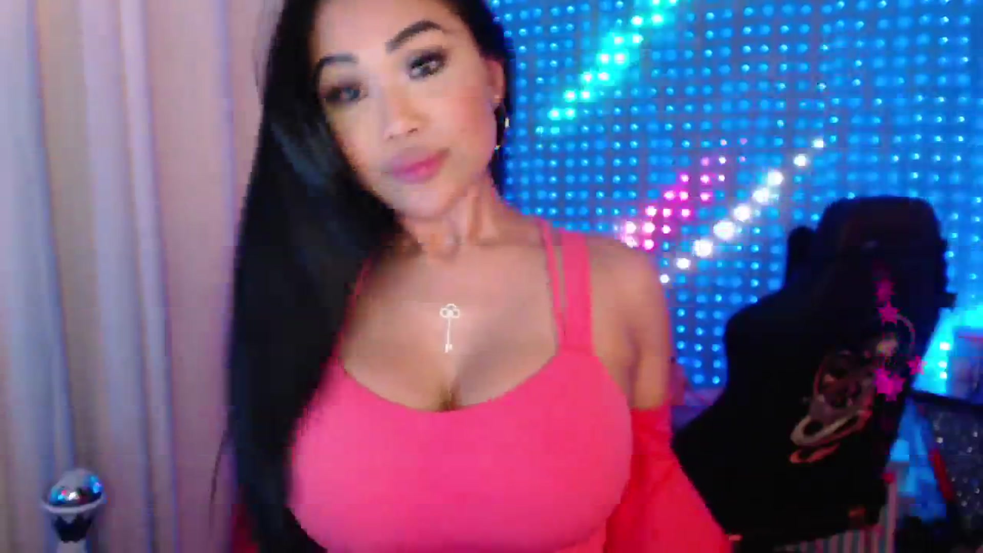 Gallery image thumbnail from SinCityVEE's myfreecams stream on, 05/04/2024, 07:42 image 20 of 20