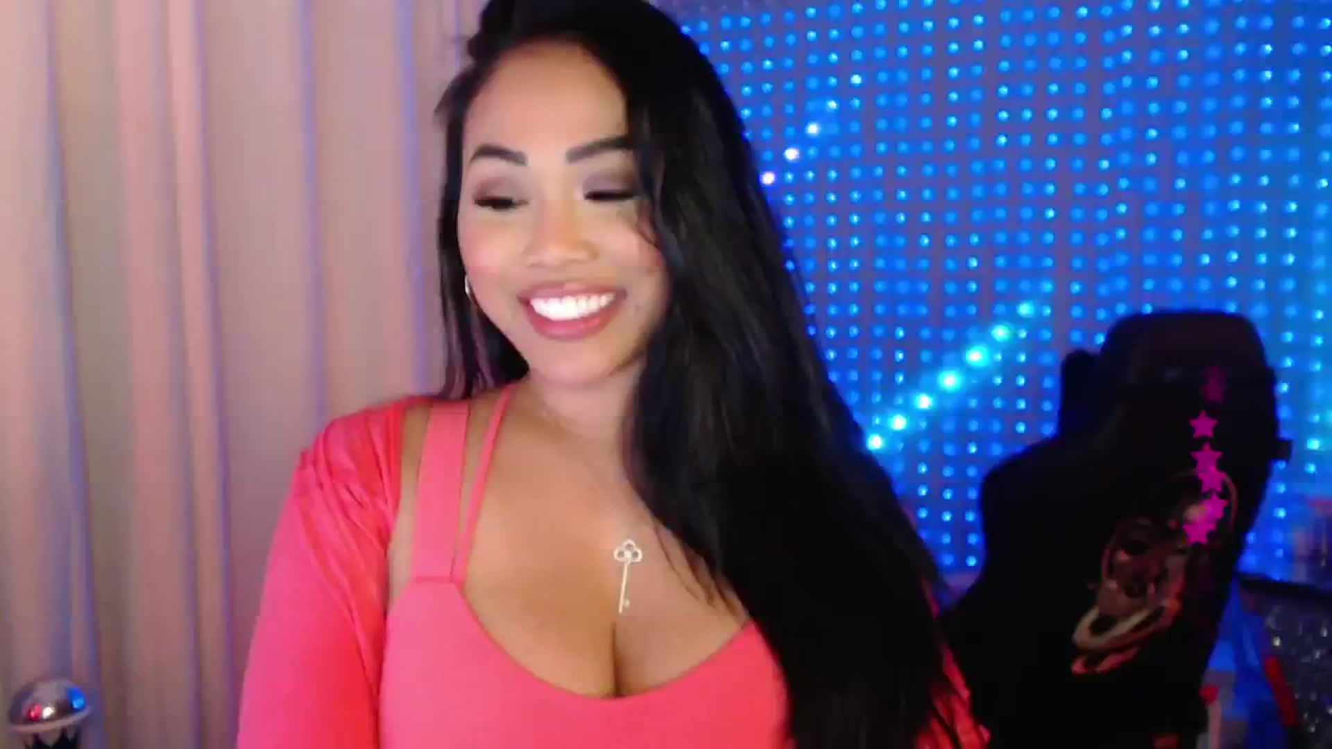 Gallery image thumbnail from SinCityVEE's myfreecams stream on, 05/04/2024, 08:20 image 6 of 20