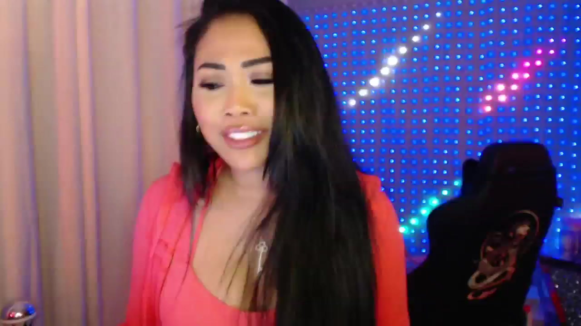 Gallery image thumbnail from SinCityVEE's myfreecams stream on, 05/04/2024, 08:20 image 2 of 20