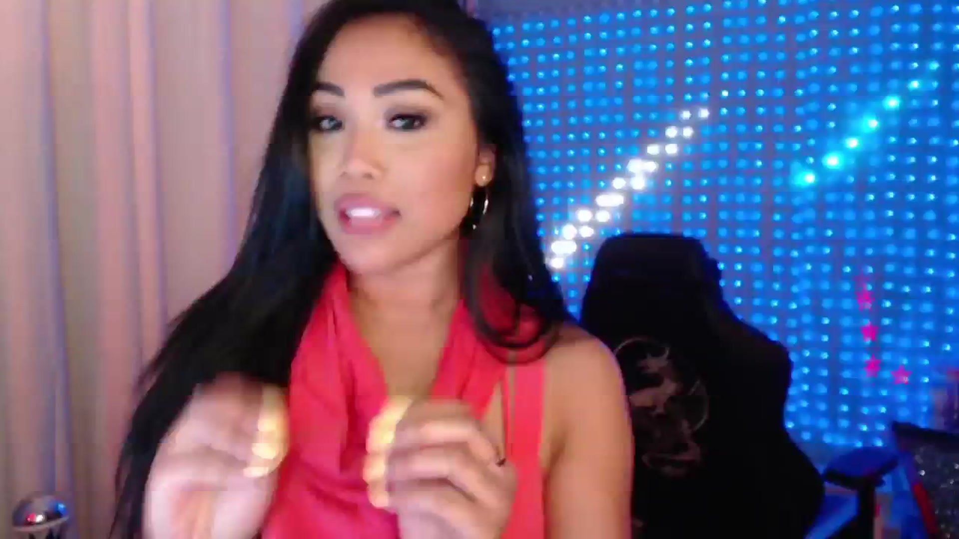 Gallery image thumbnail from SinCityVEE's myfreecams stream on, 05/04/2024, 08:20 image 19 of 20