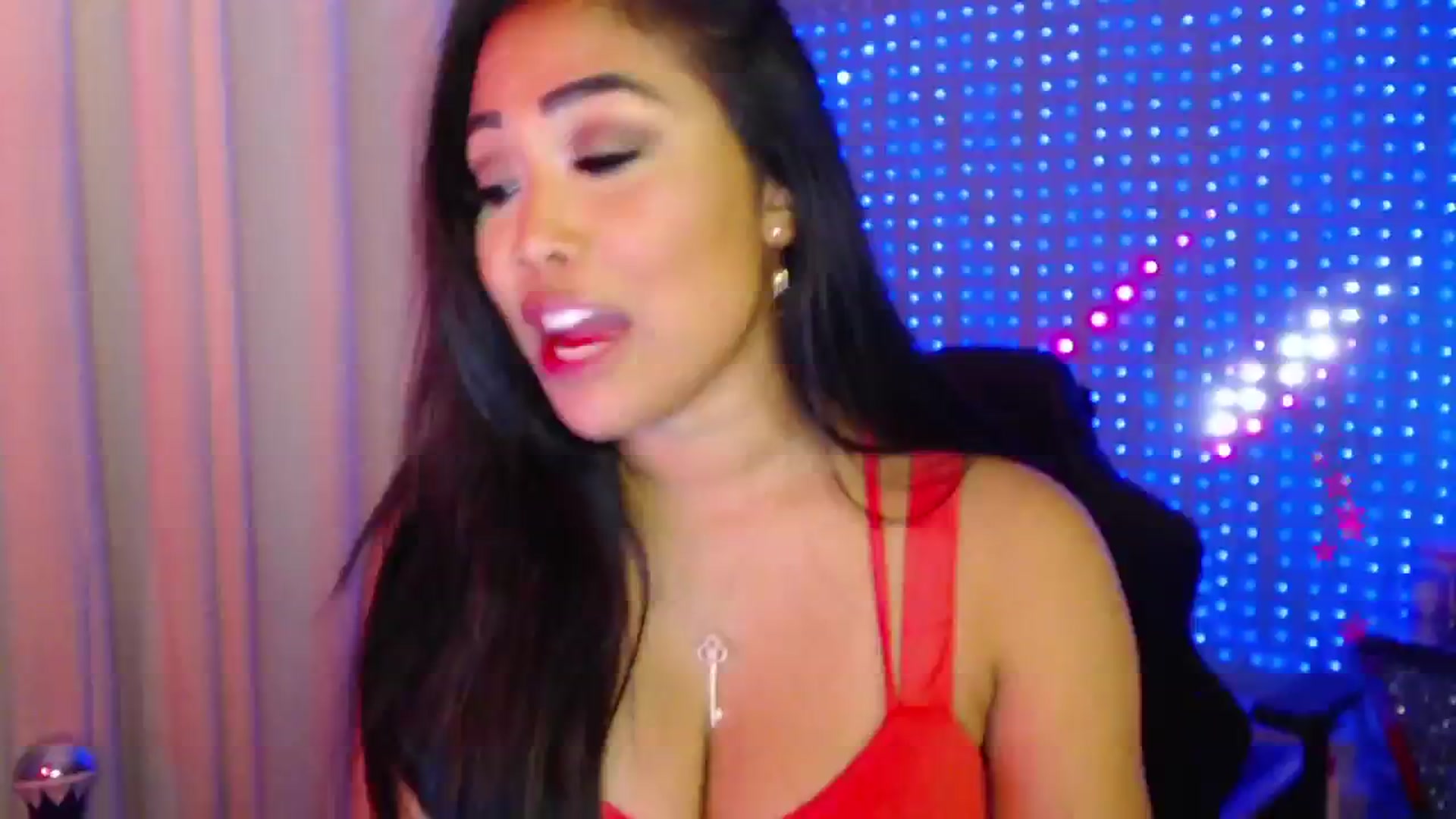 Gallery image thumbnail from SinCityVEE's myfreecams stream on, 05/04/2024, 08:40 image 2 of 20