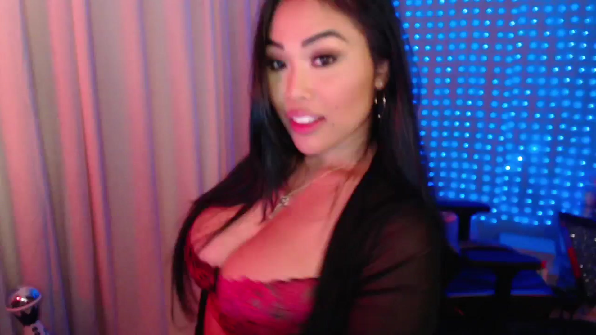 Gallery image thumbnail from SinCityVEE's myfreecams stream on, 05/04/2024, 09:28 image 9 of 20