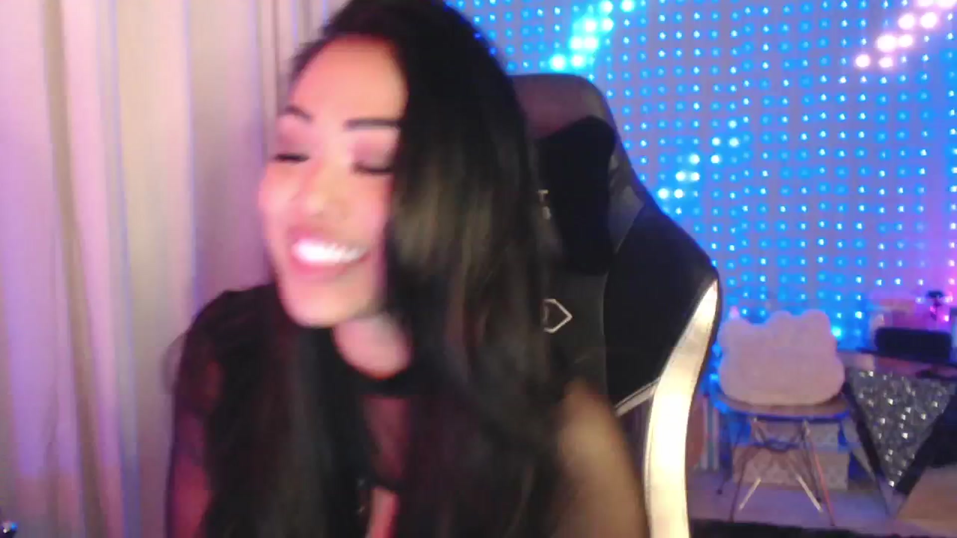 Gallery image thumbnail from SinCityVEE's myfreecams stream on, 05/13/2024, 07:05 image 9 of 20