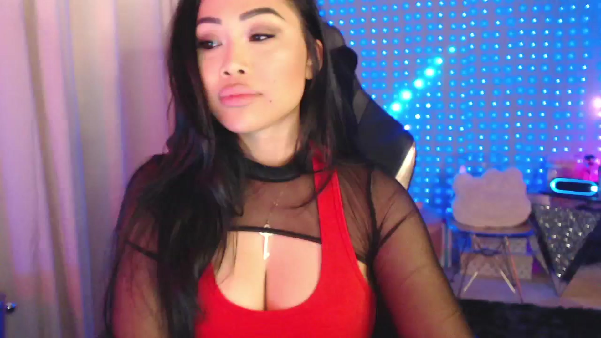 Gallery image thumbnail from SinCityVEE's myfreecams stream on, 05/13/2024, 07:05 image 12 of 20