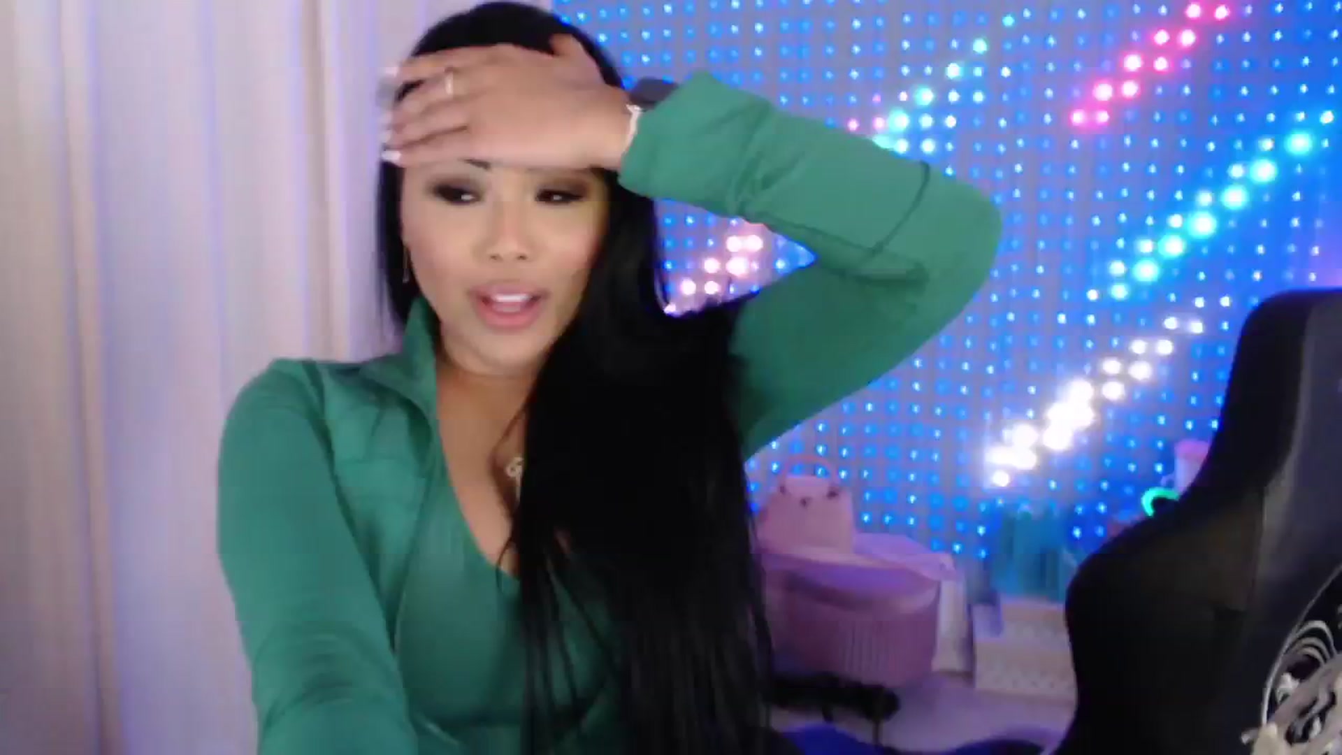 Gallery image thumbnail from SinCityVEE's myfreecams stream on, 06/01/2024, 09:52 image 4 of 20