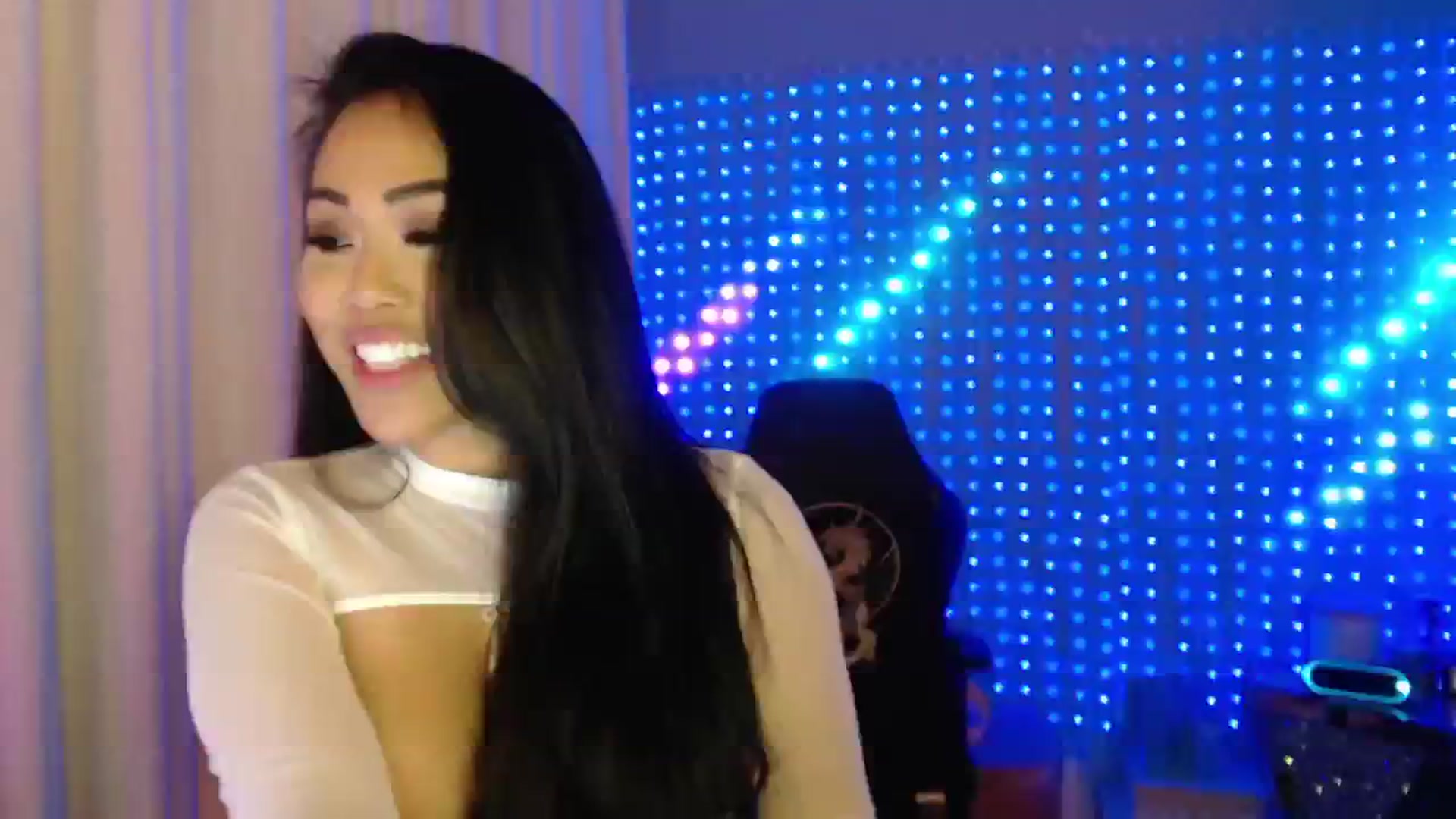 Gallery image thumbnail from SinCityVEE's myfreecams stream on, 06/08/2024, 07:26 image 20 of 20