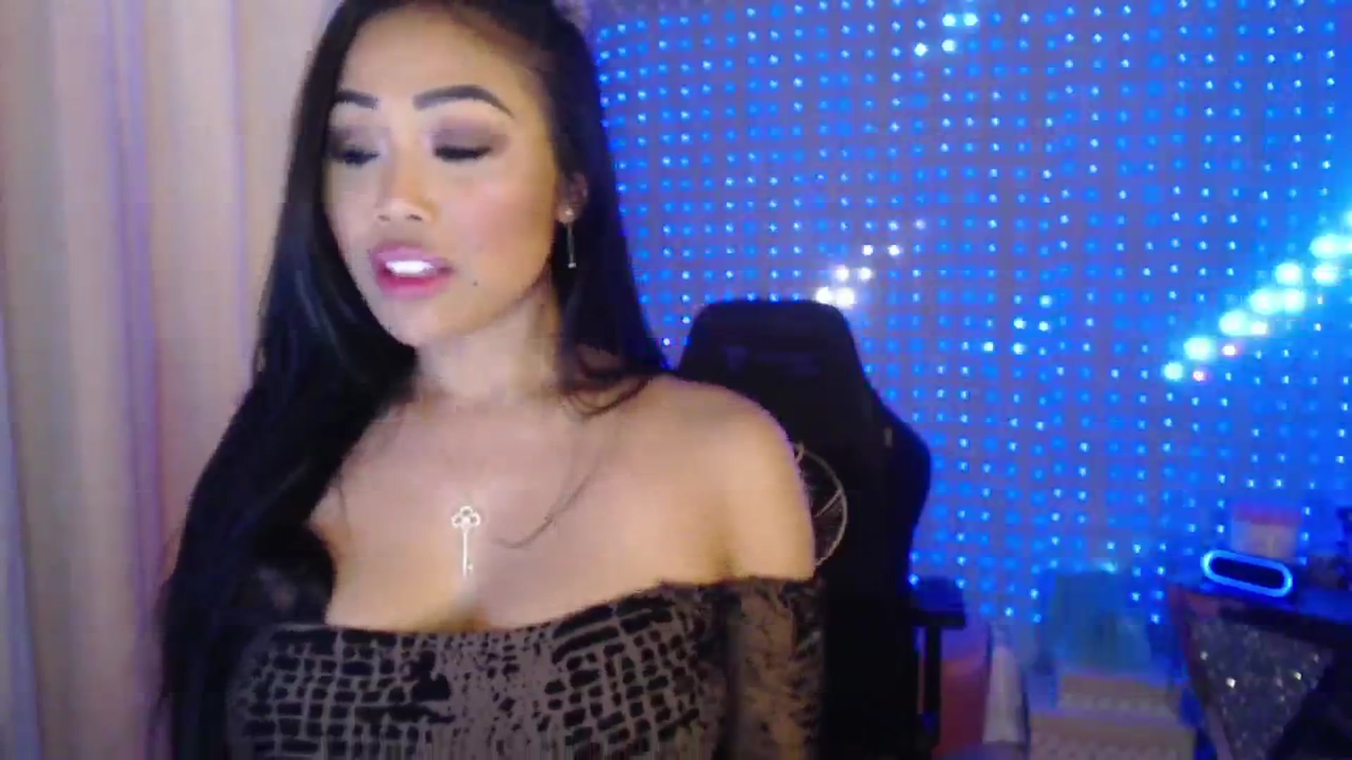 Gallery image thumbnail from SinCityVEE's myfreecams stream on, 06/09/2024, 10:02 image 16 of 20