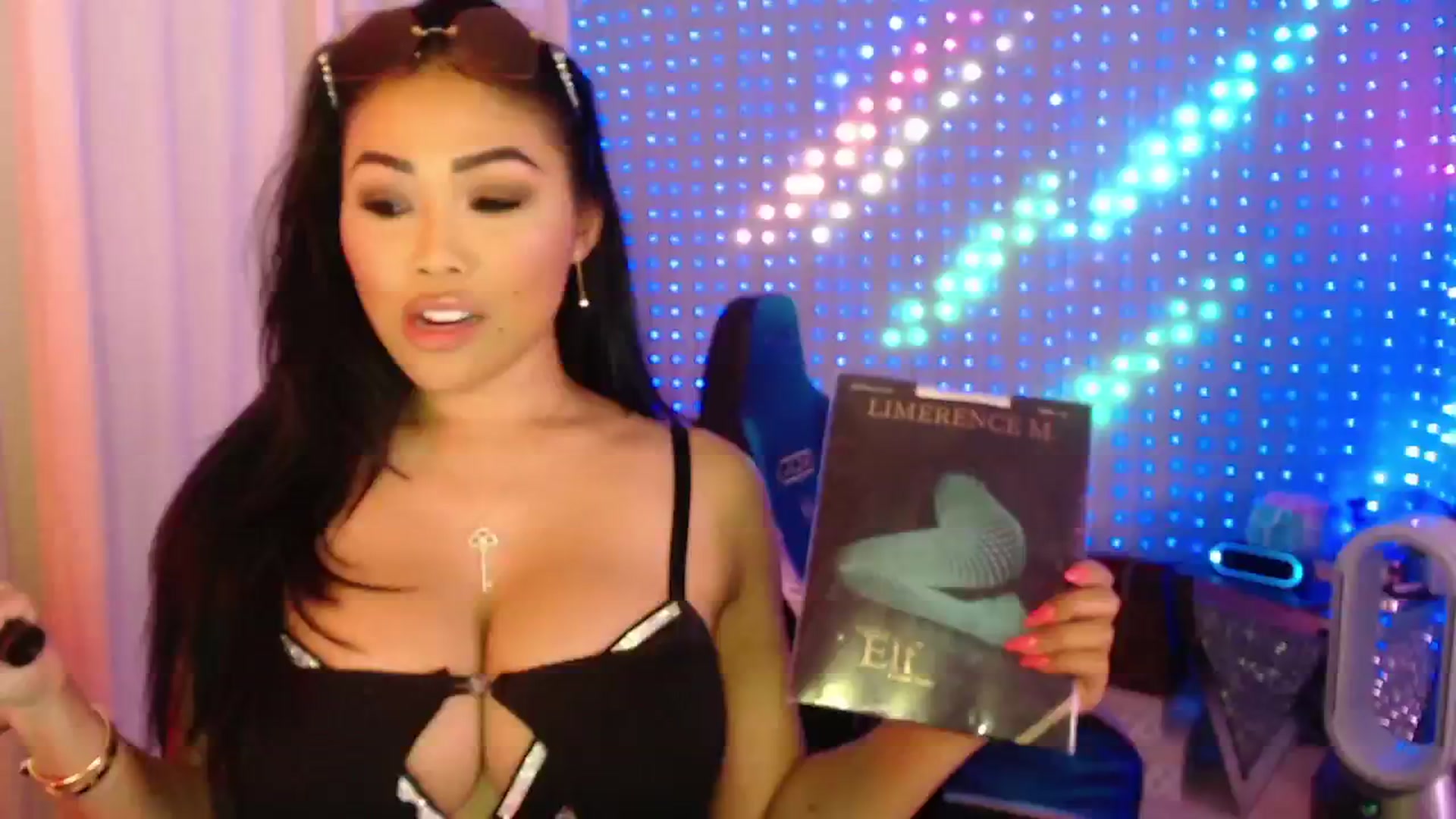 Gallery image thumbnail from SinCityVEE's myfreecams stream on, 06/29/2024, 11:14 image 4 of 20