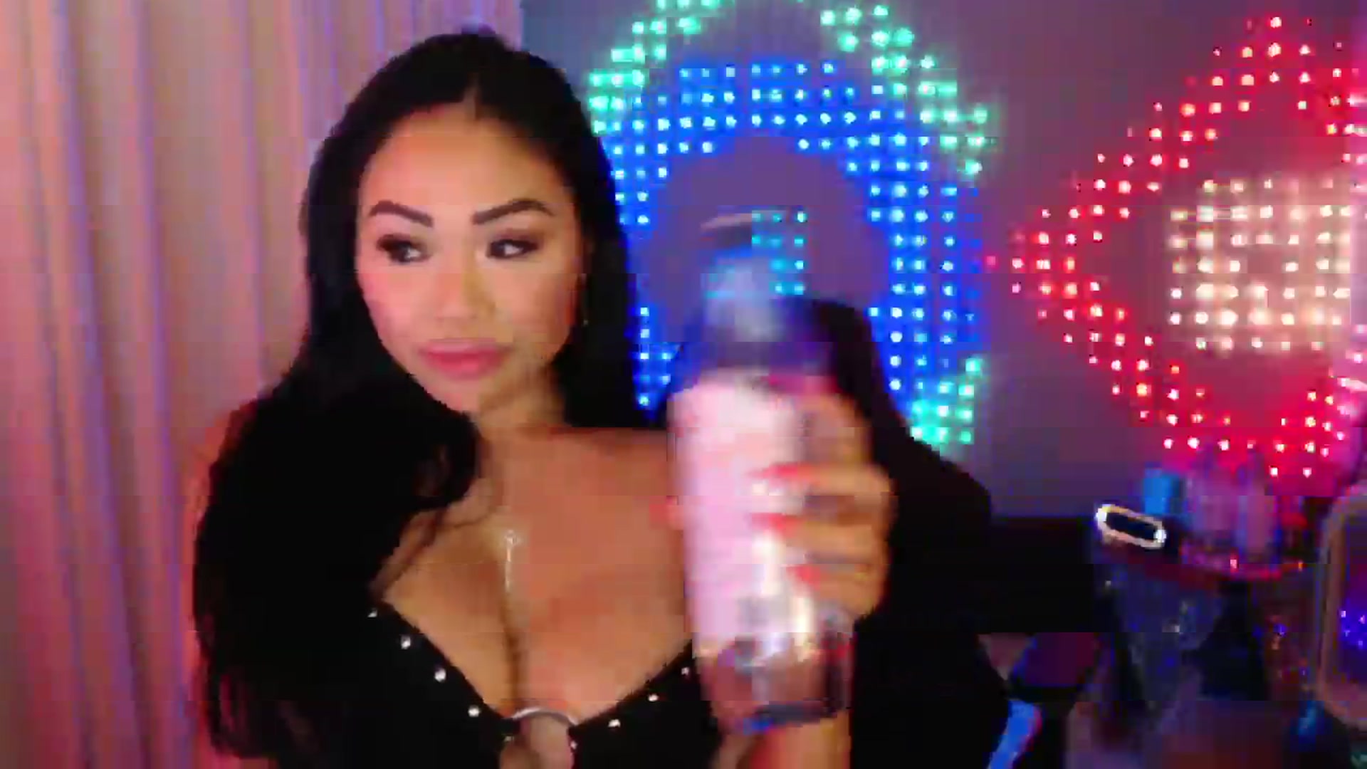 Gallery image thumbnail from SinCityVEE's myfreecams stream on, 07/07/2024, 09:17 image 15 of 20