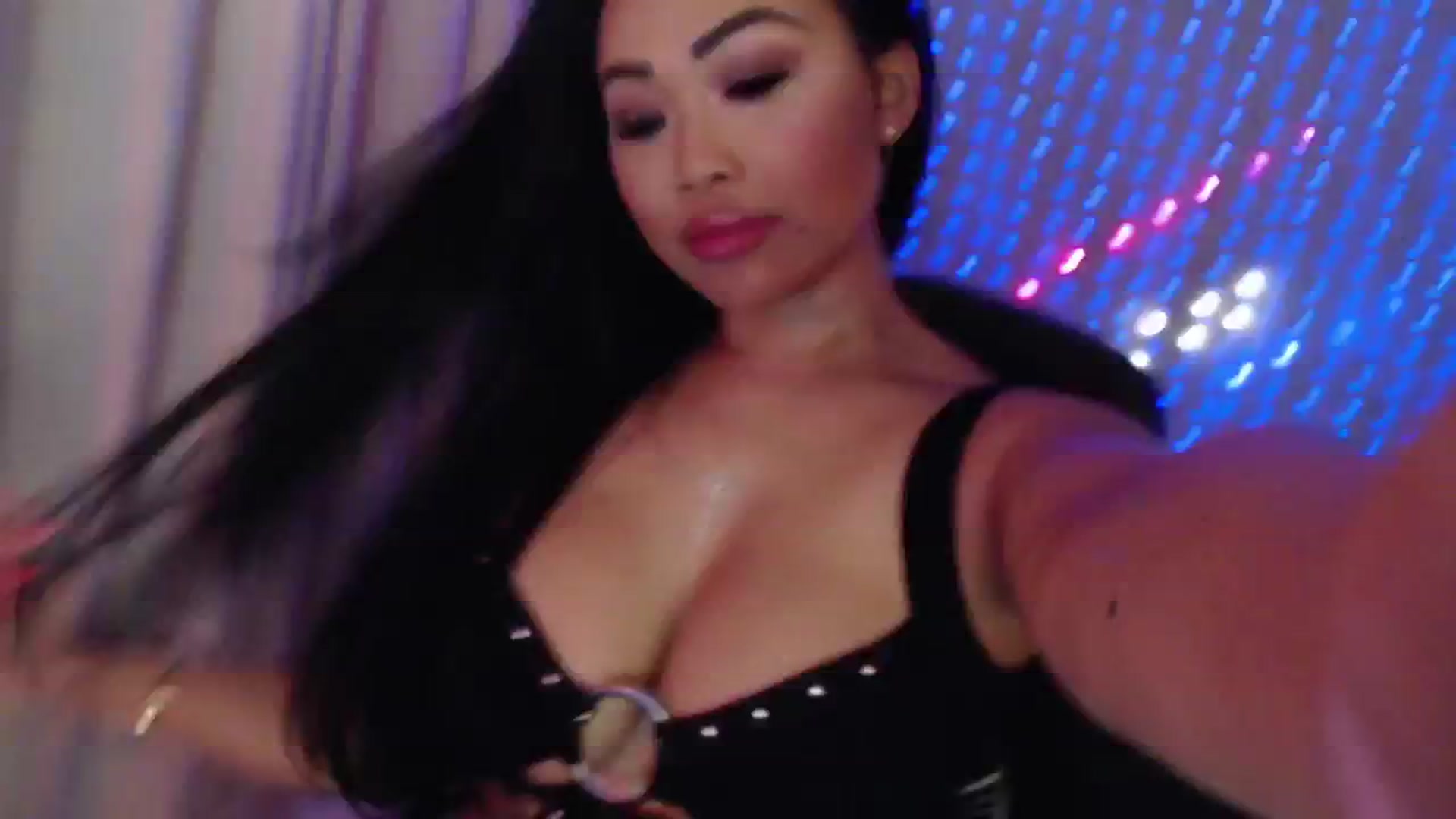 Gallery image thumbnail from SinCityVEE's myfreecams stream on, 07/07/2024, 09:17 image 10 of 20