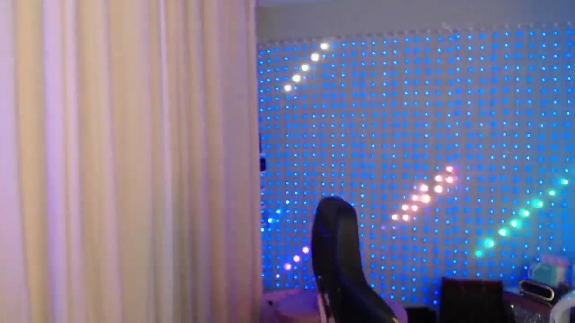 Gallery image thumbnail from SinCityVEE's myfreecams stream on, 07/13/2024, 10:17 image 20 of 20