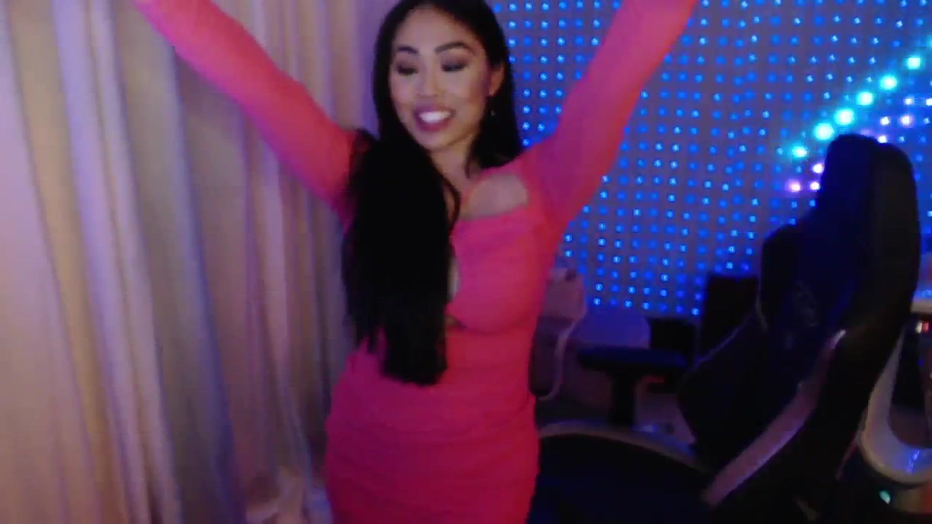 Gallery image thumbnail from SinCityVEE's myfreecams stream on, 07/13/2024, 10:17 image 19 of 20