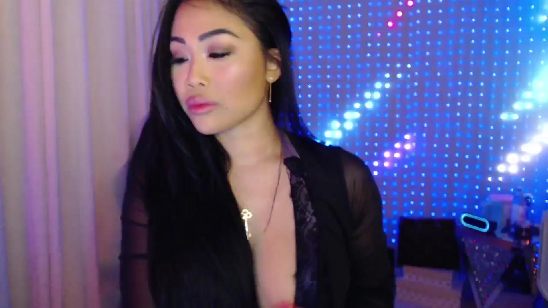 Gallery image thumbnail from SinCityVEE's myfreecams stream on, 07/14/2024, 10:46 image 6 of 20